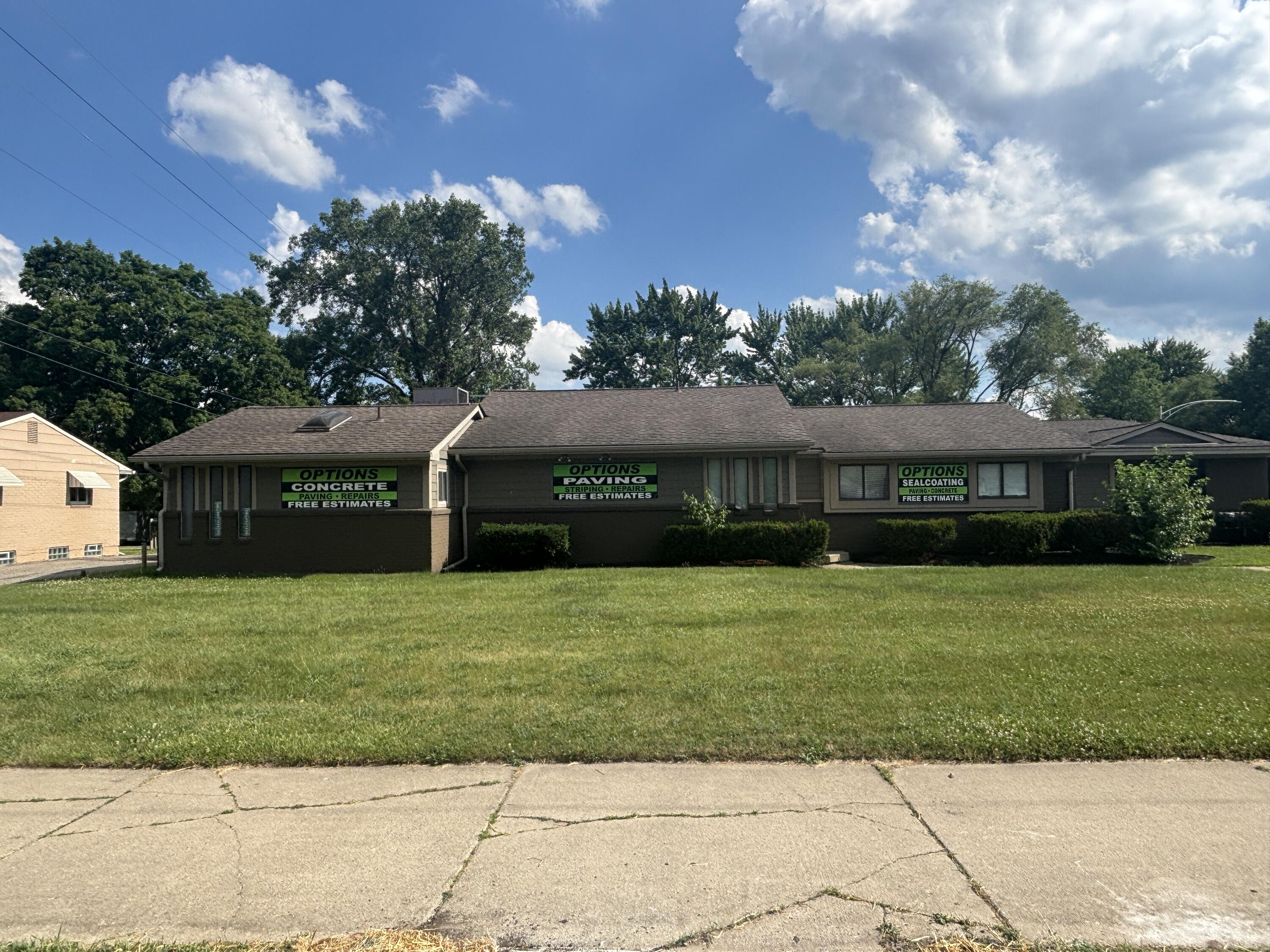 5685 Highland Road Waterford Charter Township MI 48327