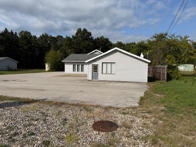 2865 Whitehall Road Dalton Township MI 49445