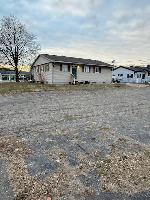 1302 N Eaton Street Albion City MI 49224
