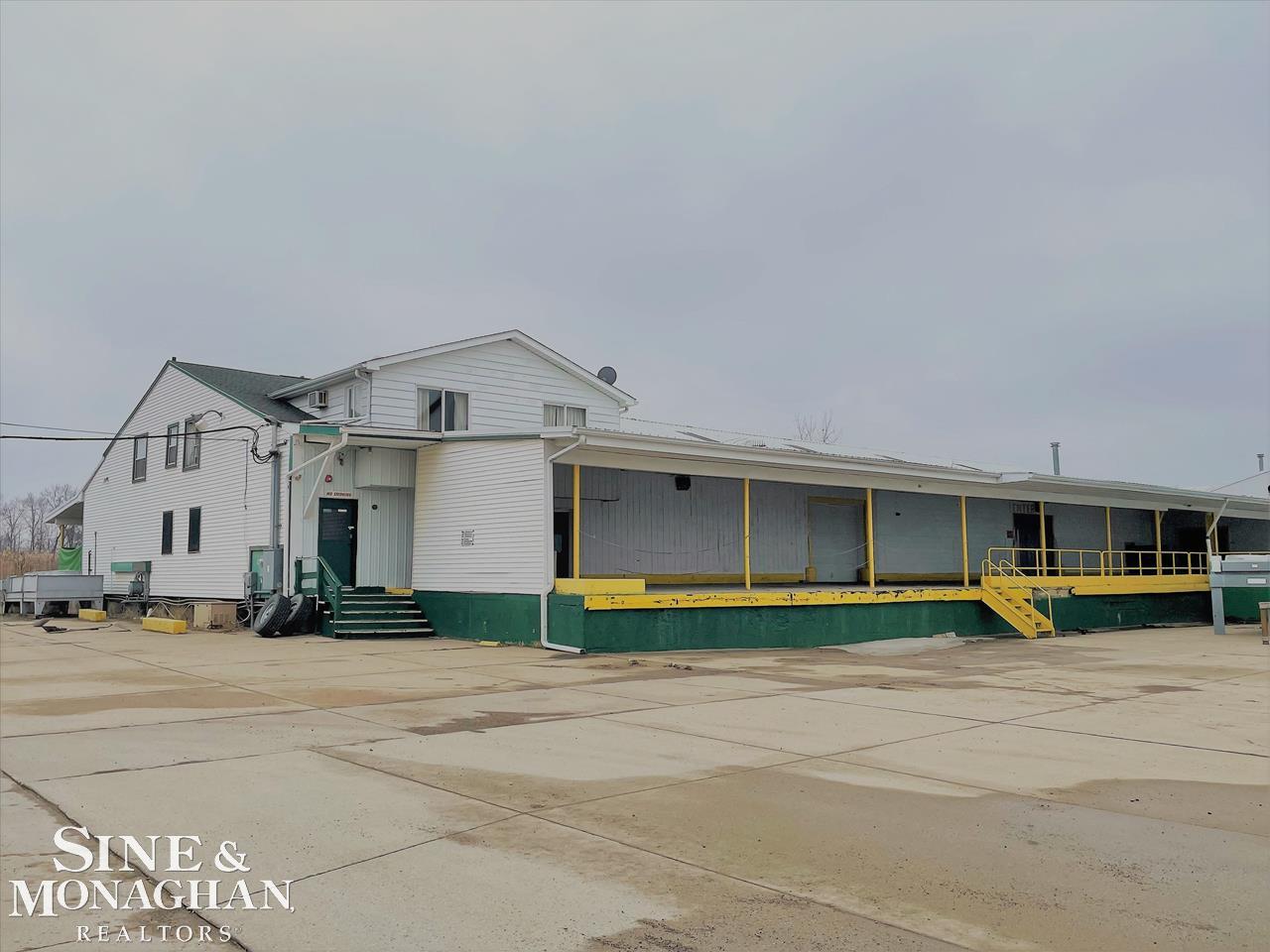 15313 Bryce Capac Village MI 48014