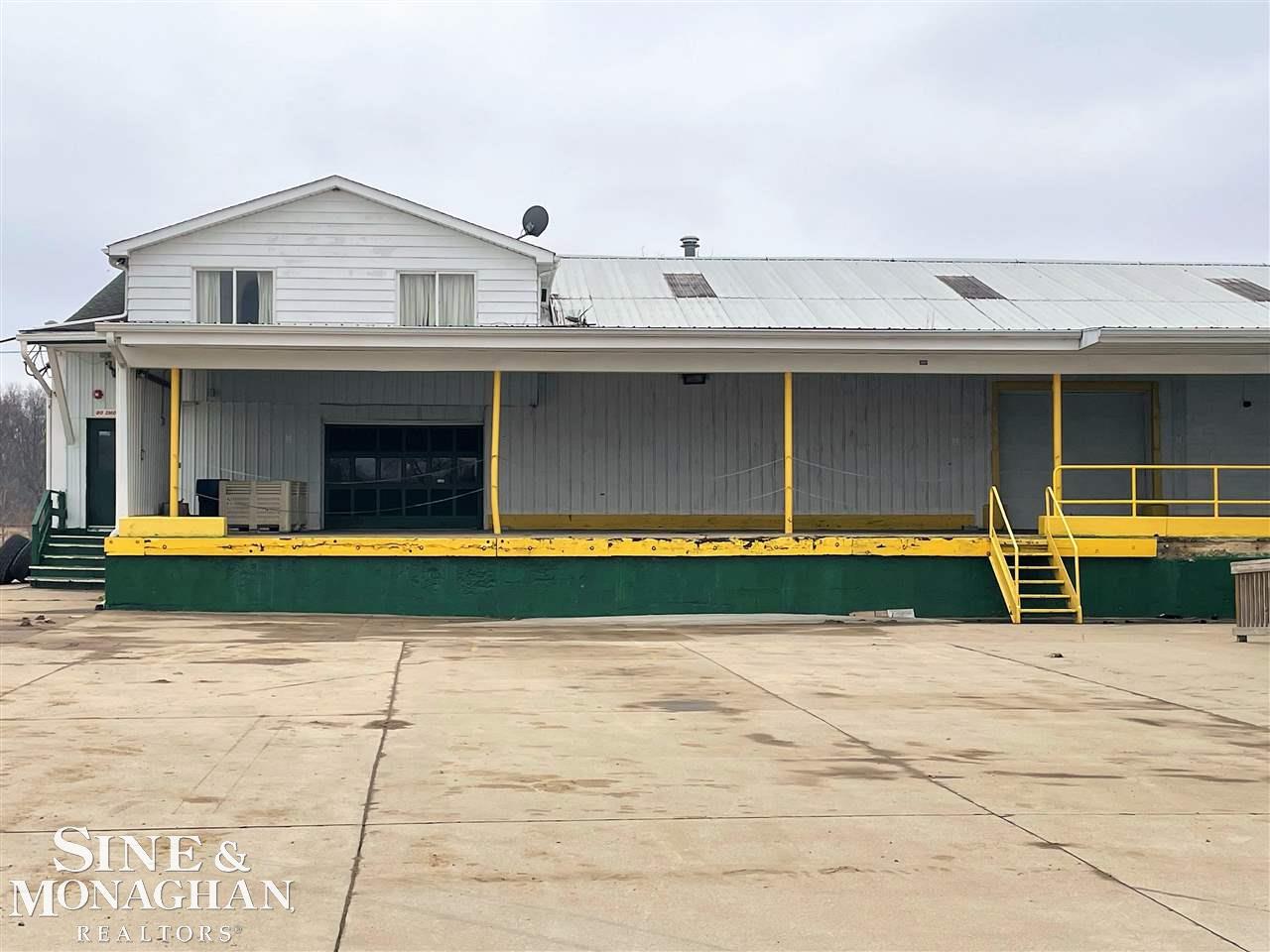 15313 Bryce Capac Village MI 48014