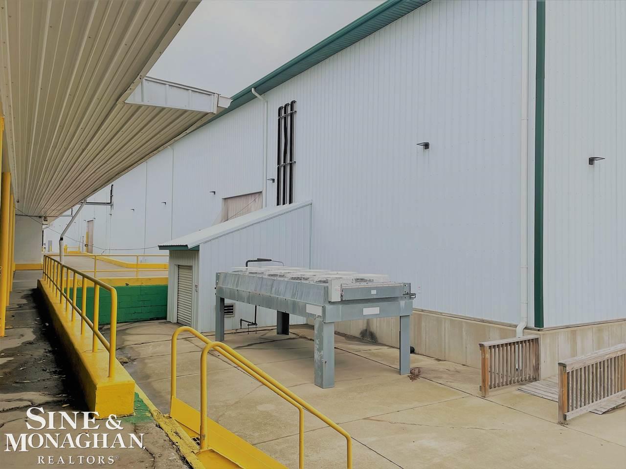 15313 Bryce Capac Village MI 48014