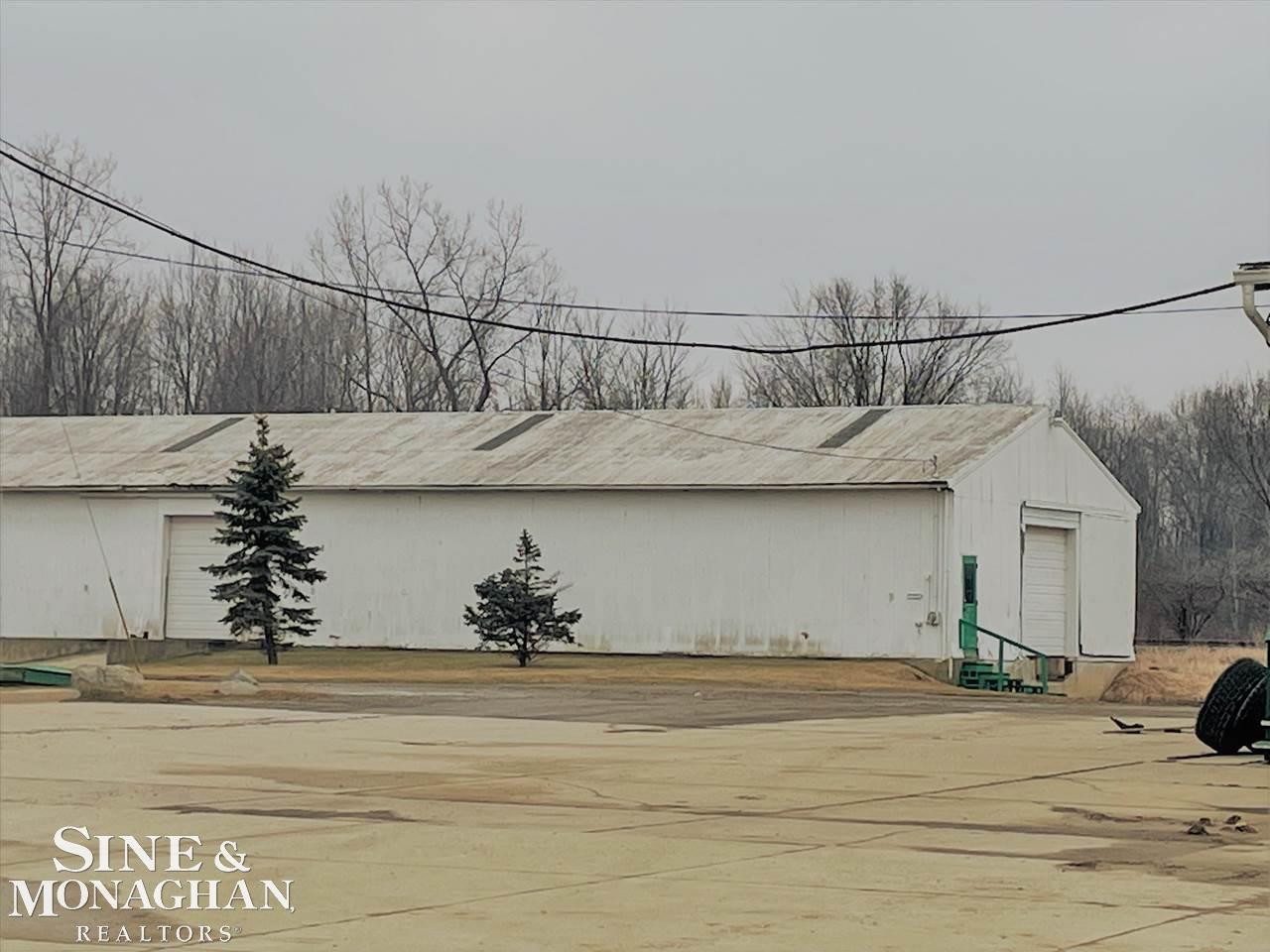 15313 Bryce Capac Village MI 48014