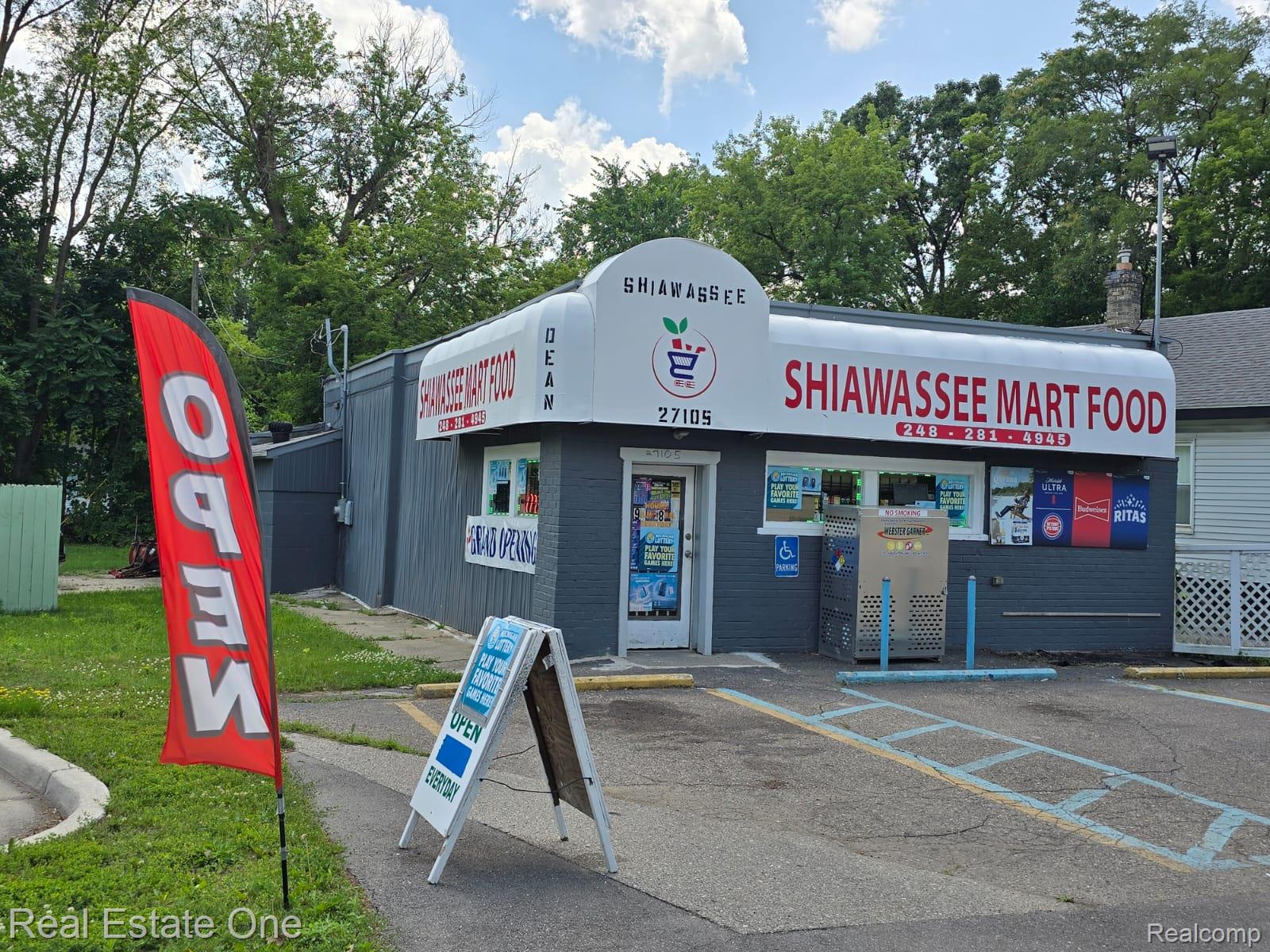 27105 Shiawassee Road Southfield City MI 48033
