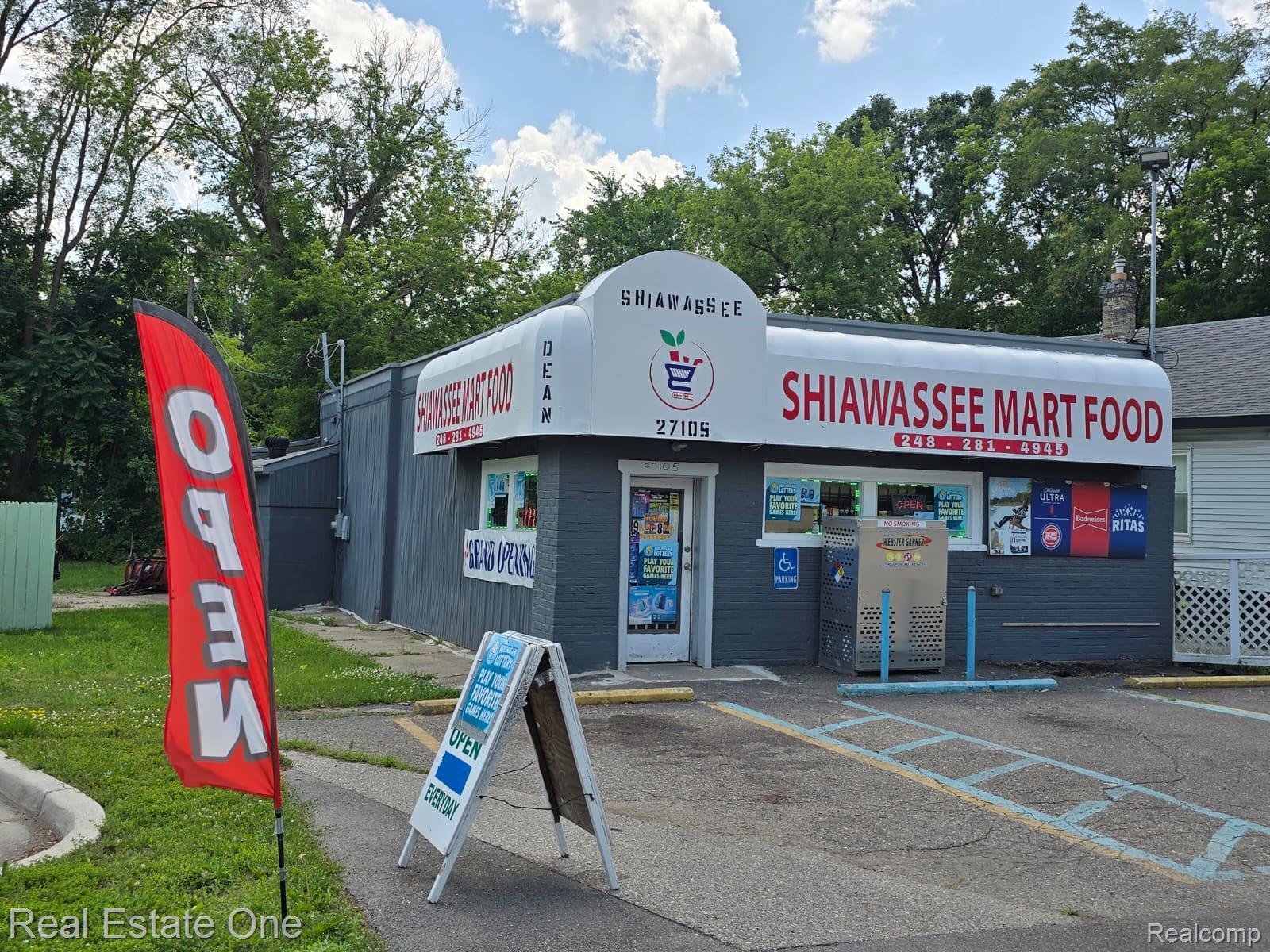 27105 Shiawassee Road Southfield City MI 48033
