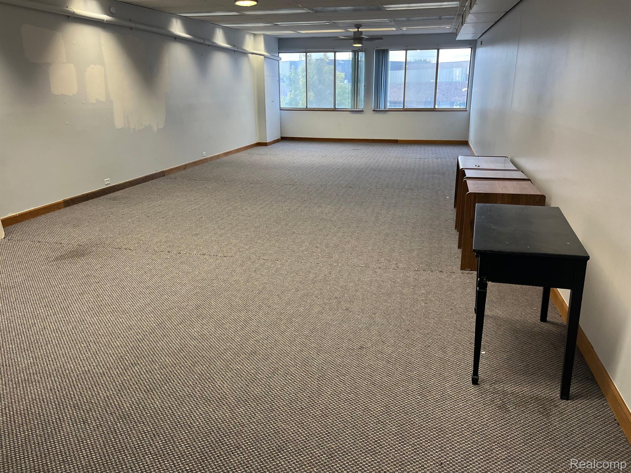 6748 Allen Road Allen Park City MI 48101