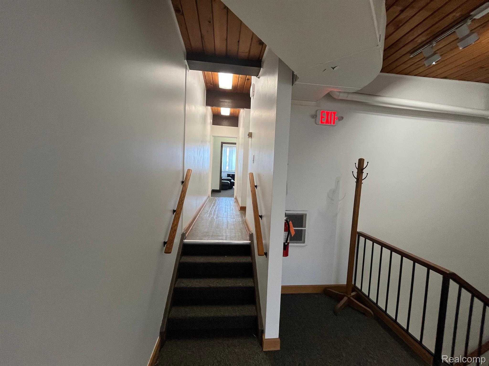6748 Allen Road Allen Park City MI 48101