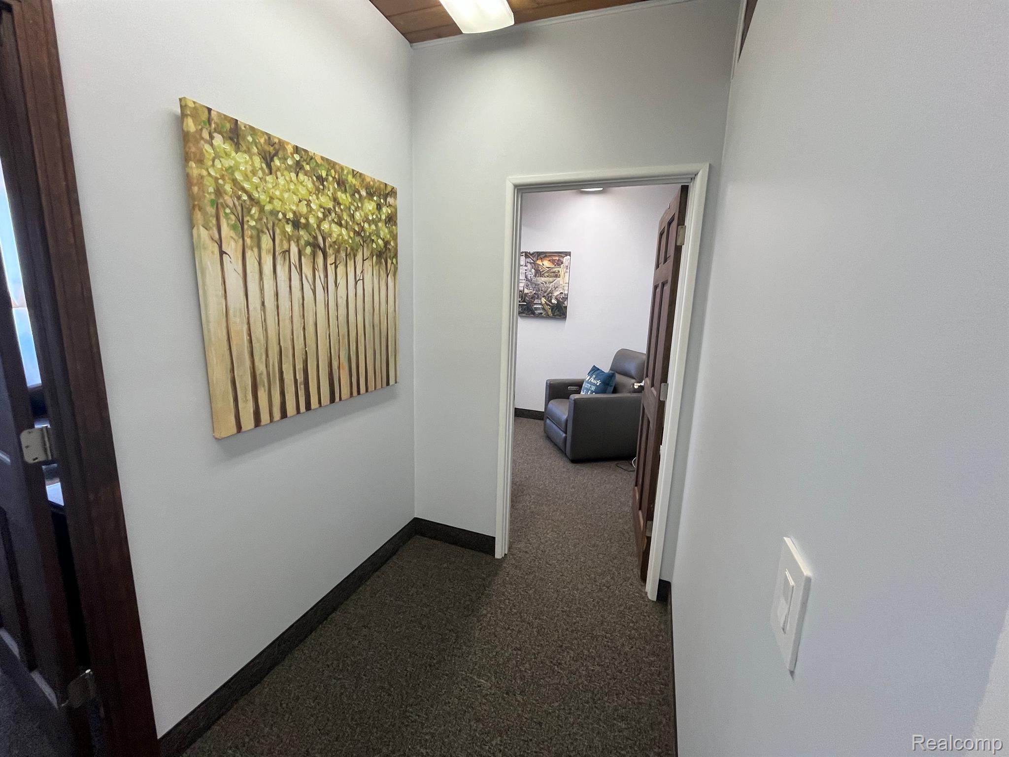 6748 Allen Road Allen Park City MI 48101