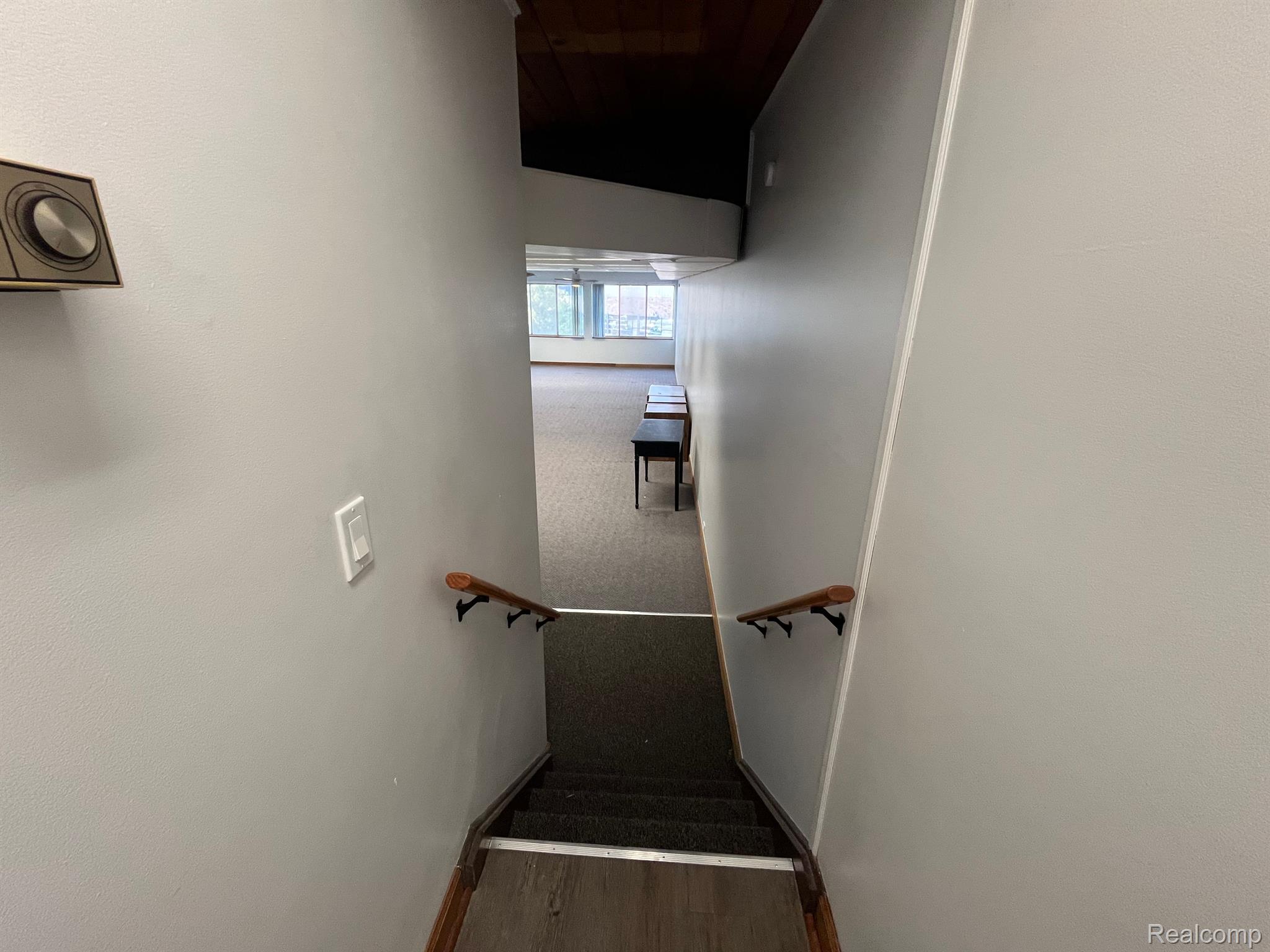6748 Allen Road Allen Park City MI 48101