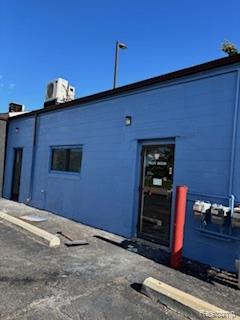 31100 Hoover Road Warren City MI 48093