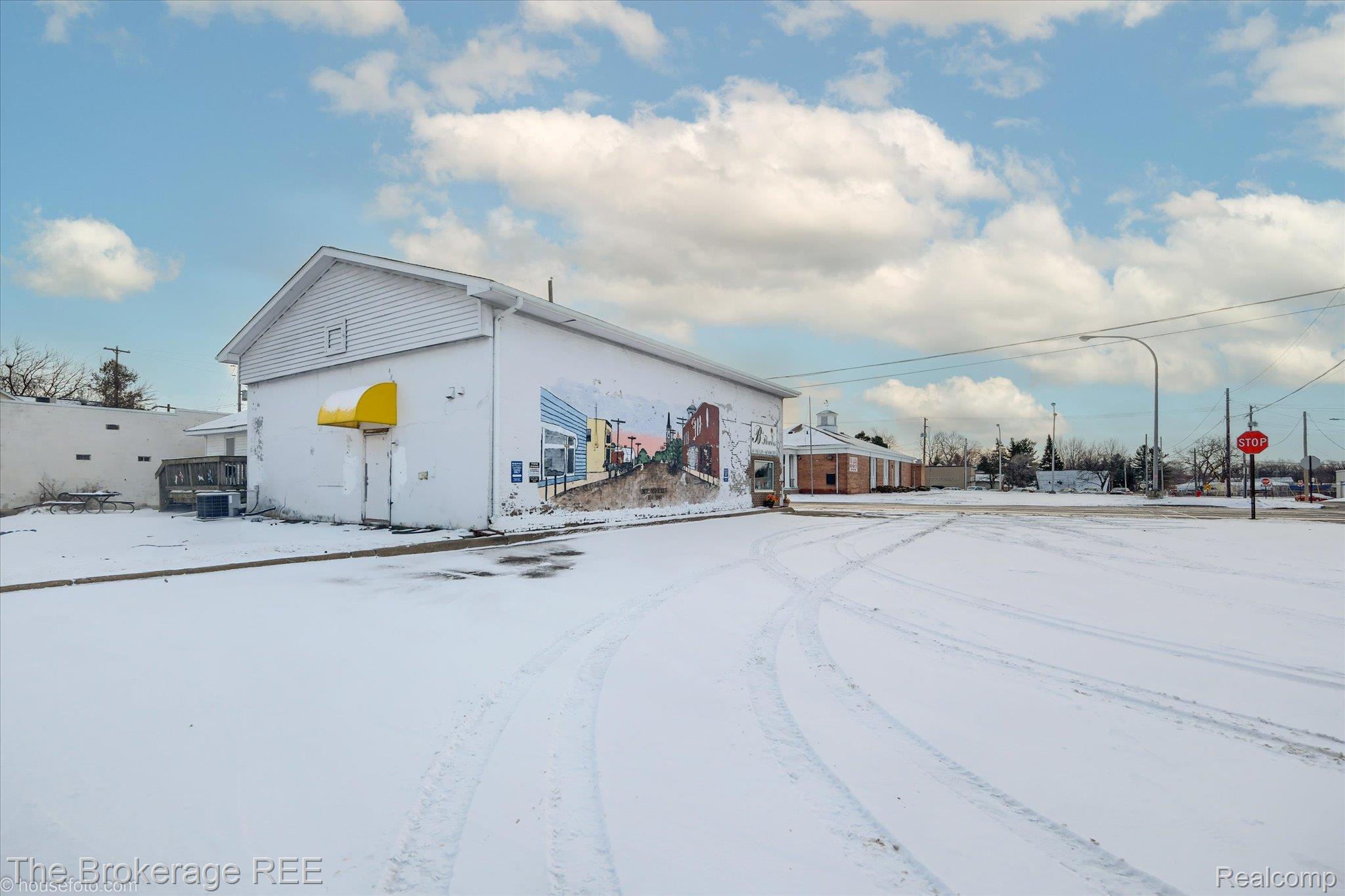 755 E Mount Morris Street Mt. Morris City MI 48458