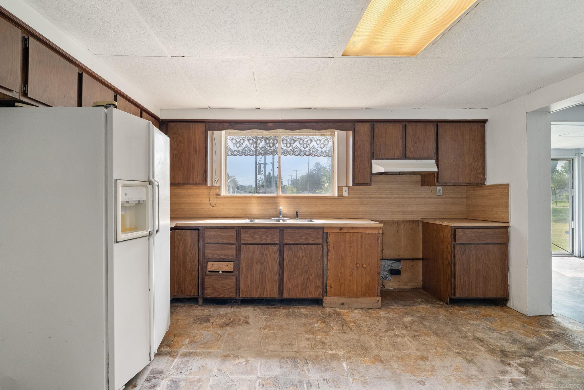 7023 Lakeshore Road Worth Township MI 48450