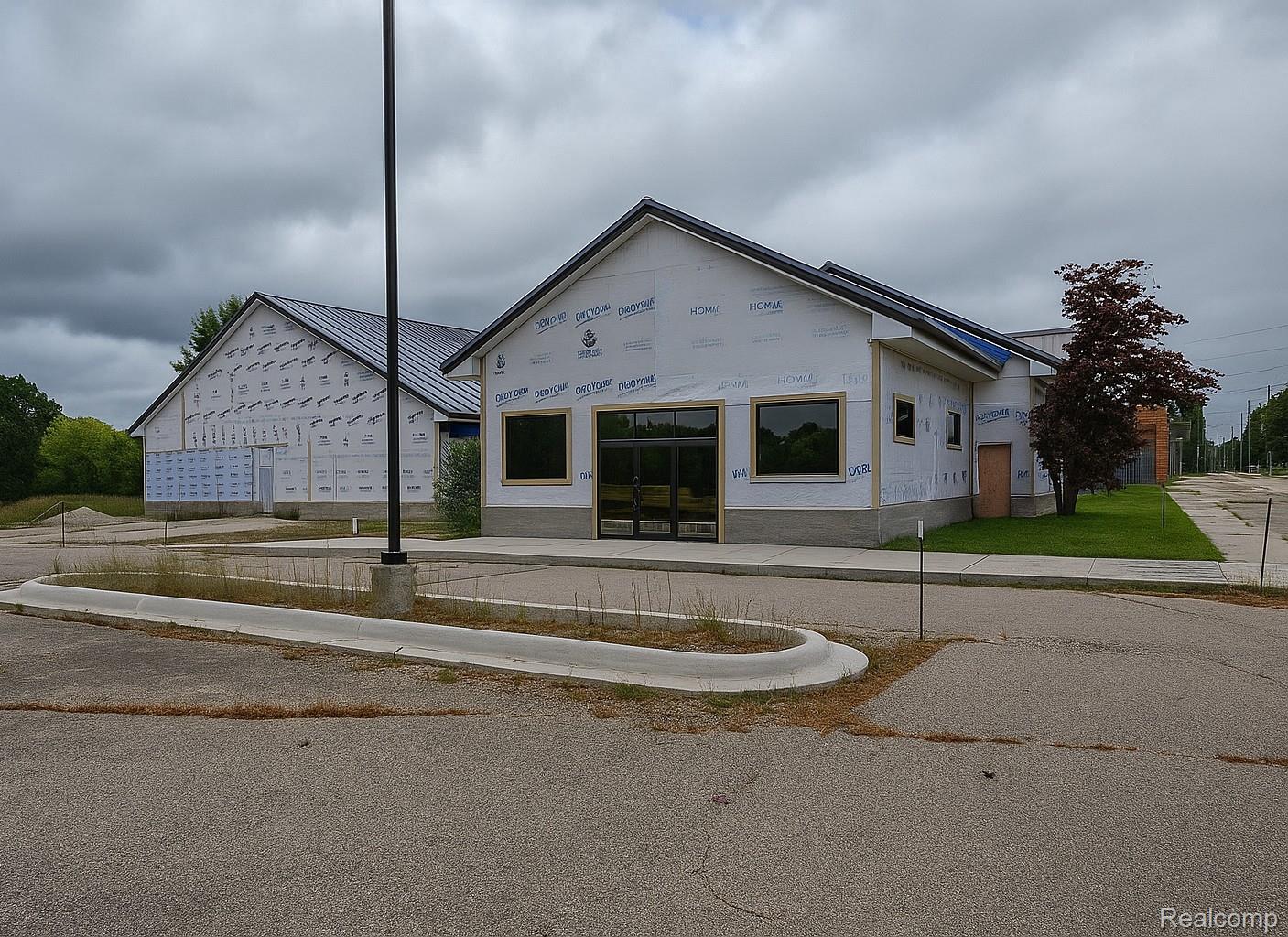 935 W M 36 Pinckney Village MI 48169