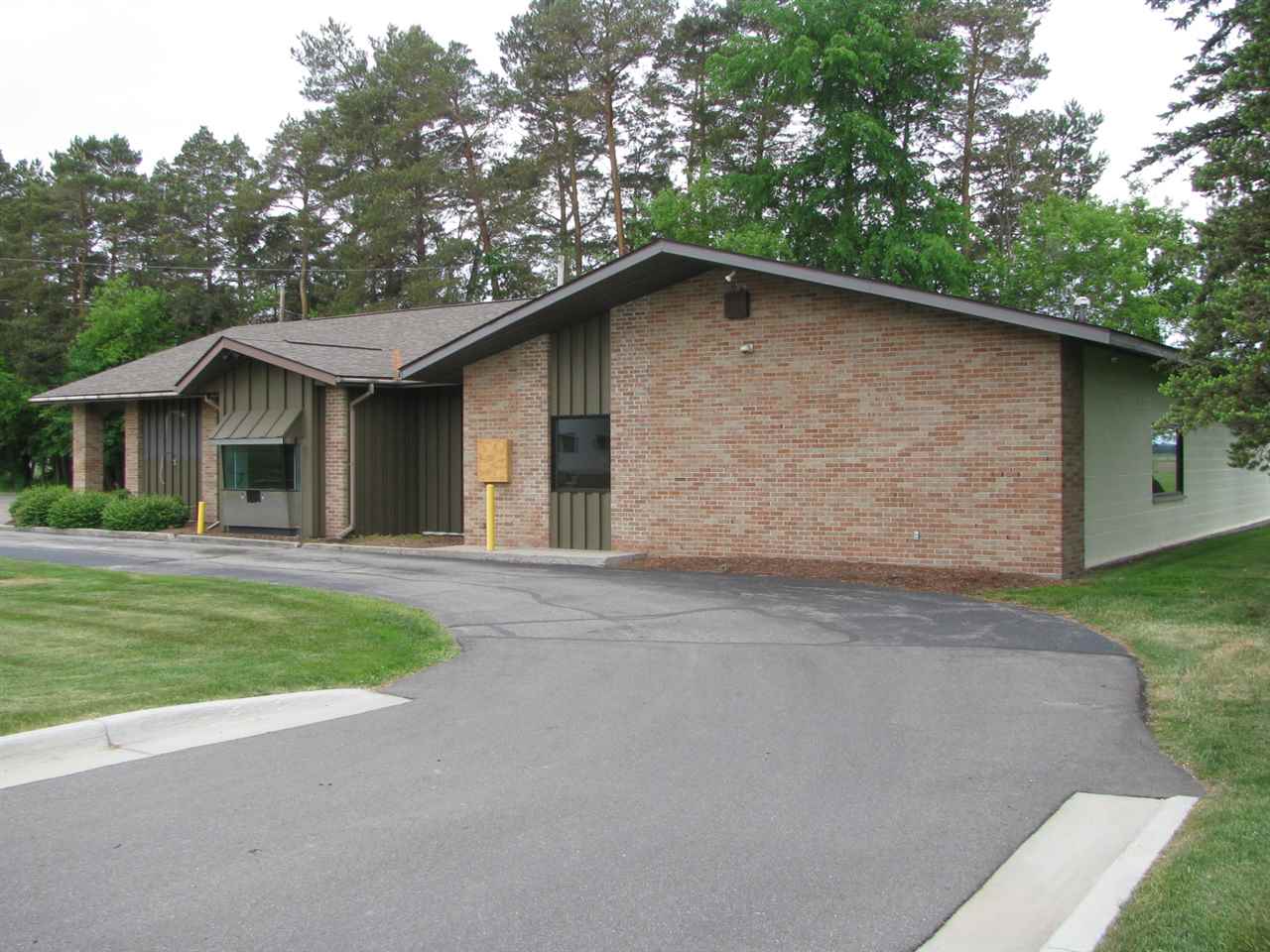 205 N Bullock Street Burleigh Township MI 48770