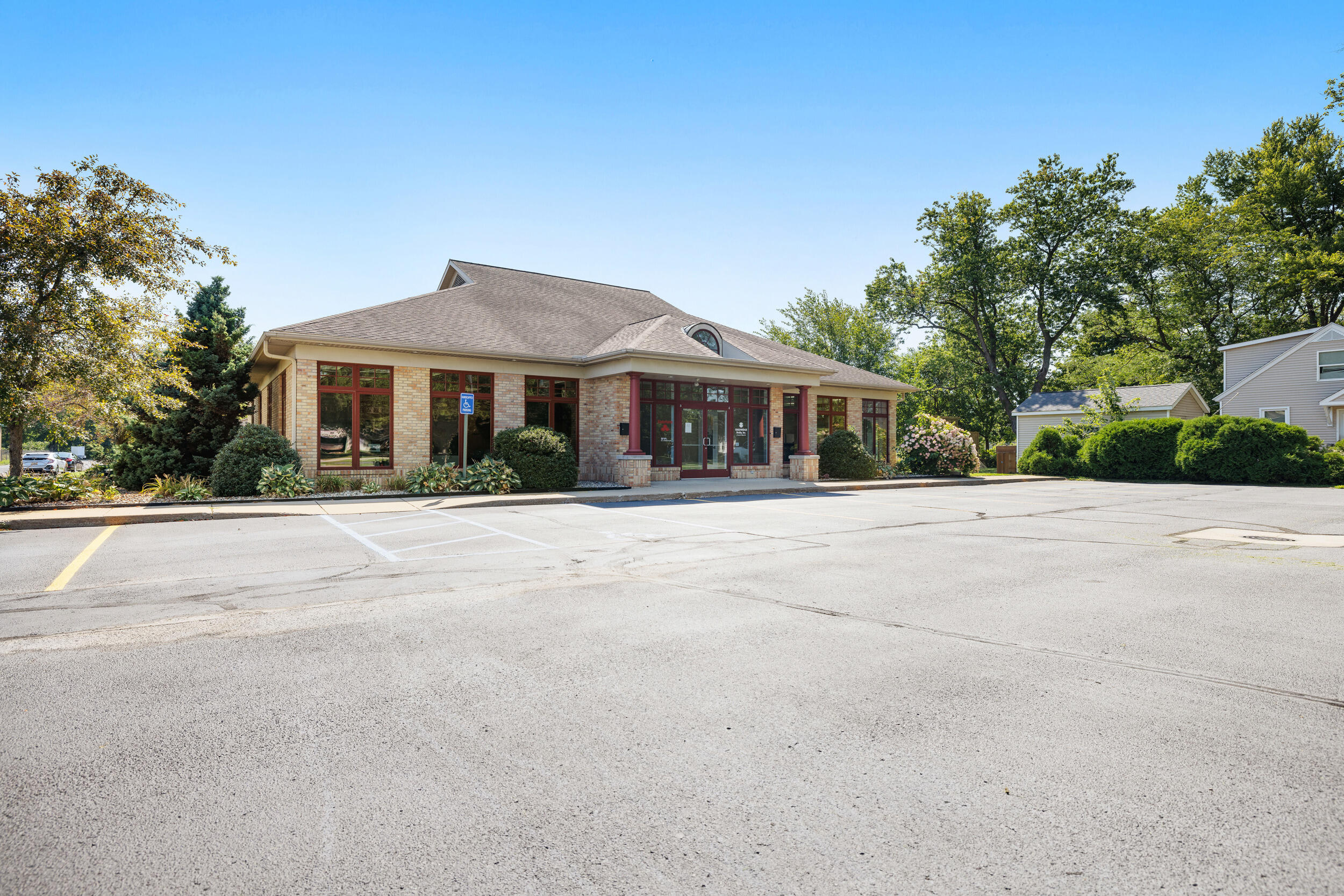3598 Green Pointe Center Heath Township MI 49419