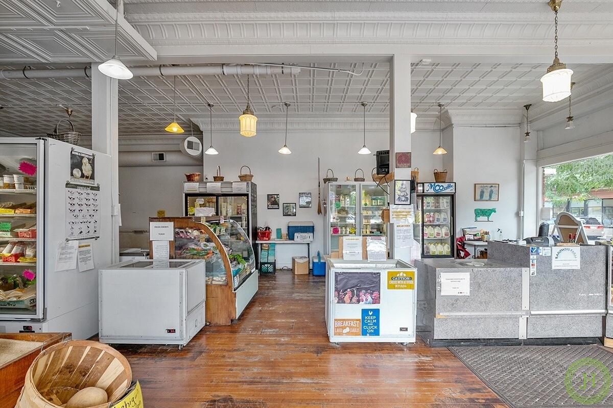 953 Fulton Street E Grand Rapids City MI 49503
