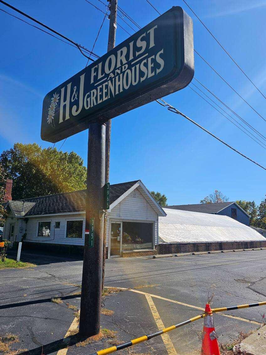 3965 Red Arrow Highway Shoreham Village MI 49085