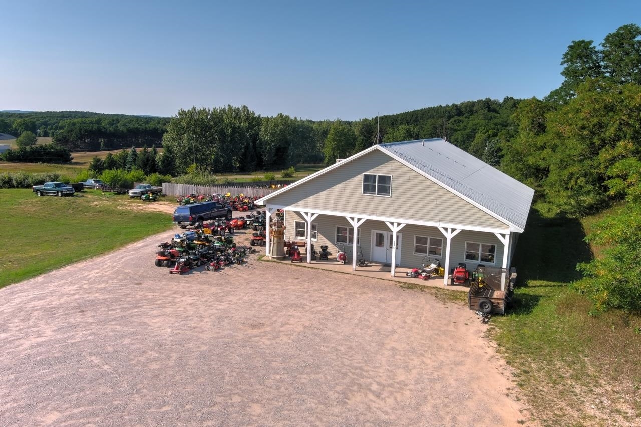 6375 E Traverse Highway Solon Township MI 49684