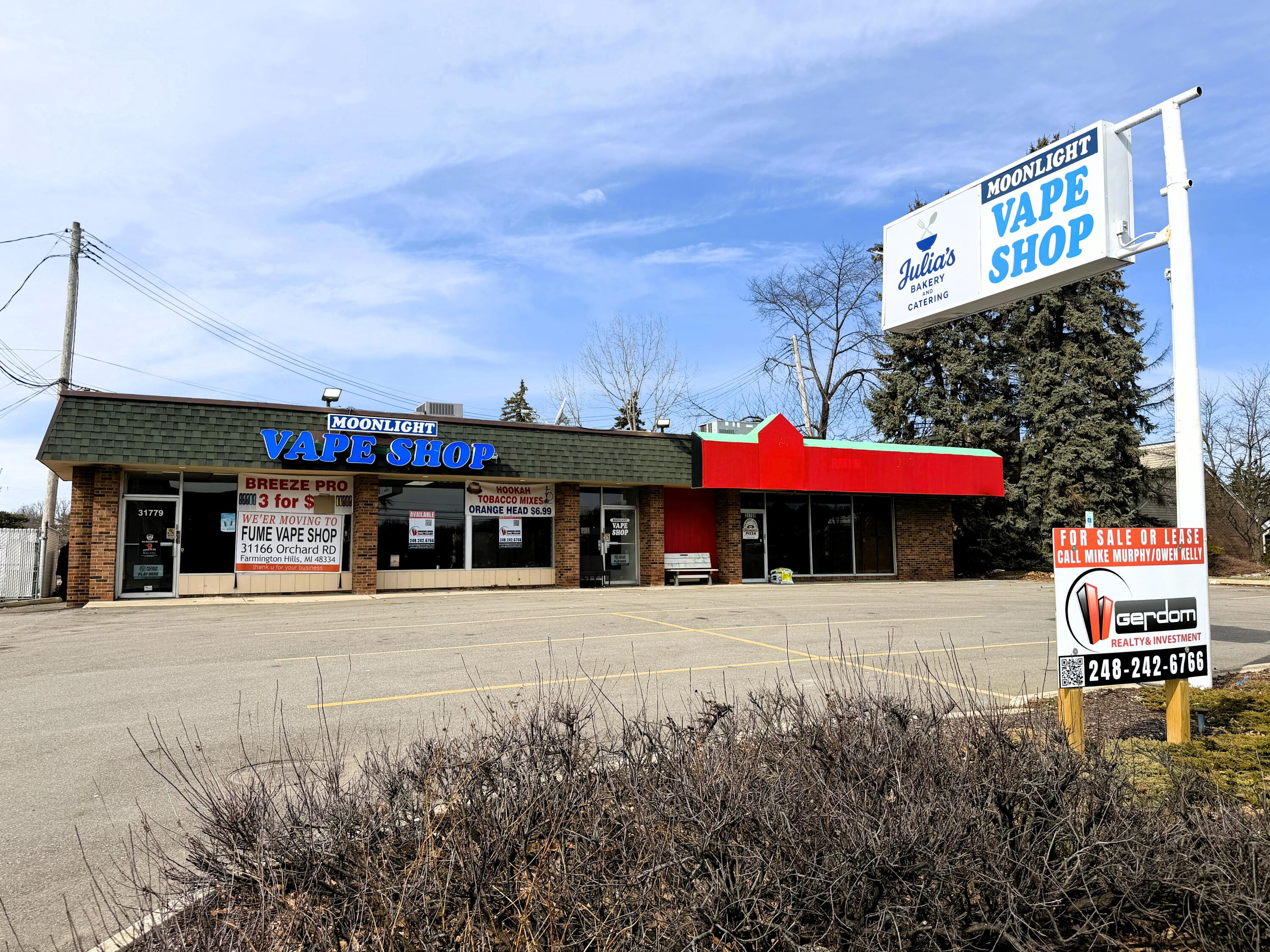31799 Middlebelt Road Farmington Hills City MI 48334