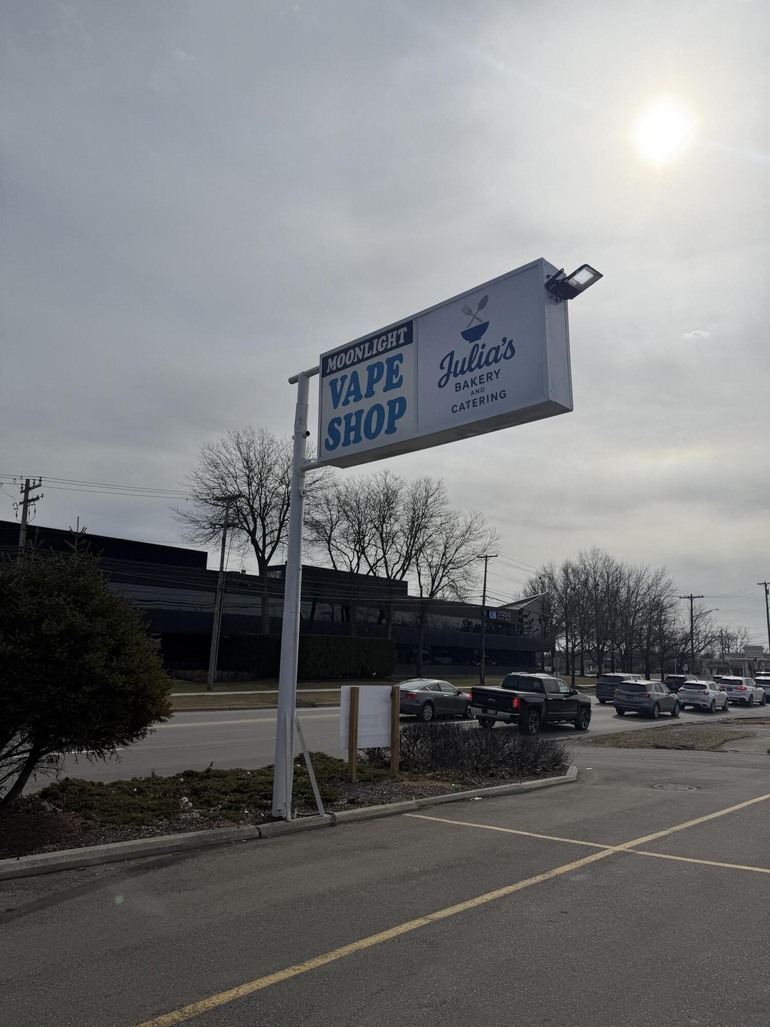 31799 Middlebelt Road Farmington Hills City MI 48334