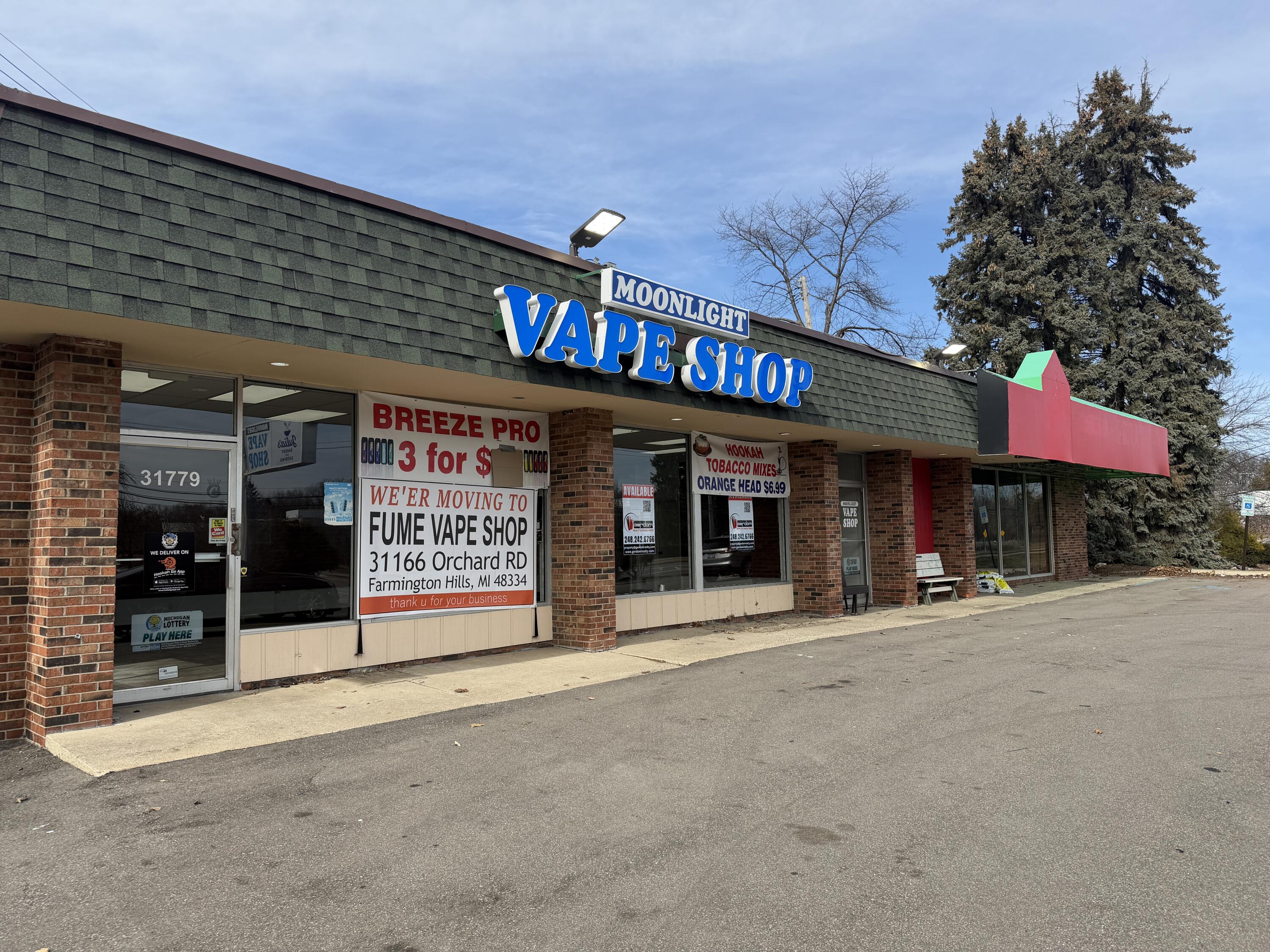 31799 Middlebelt Road Farmington Hills City MI 48334
