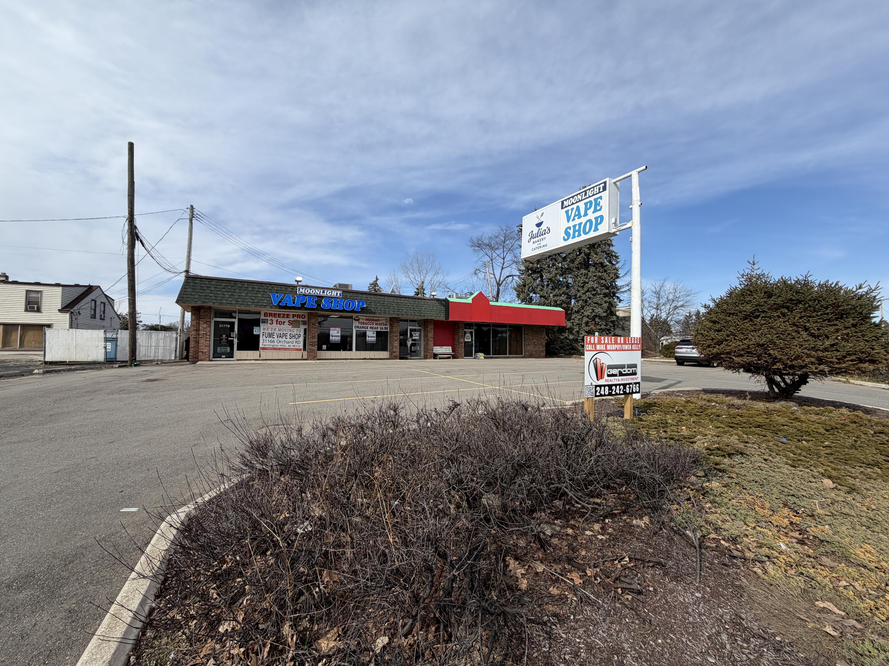 31799 Middlebelt Road Farmington Hills City MI 48334