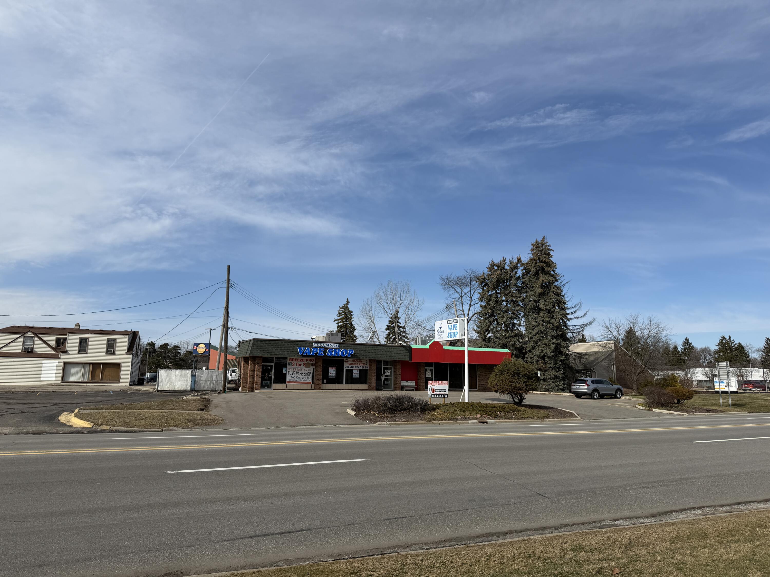 31799 Middlebelt Road Farmington Hills City MI 48334