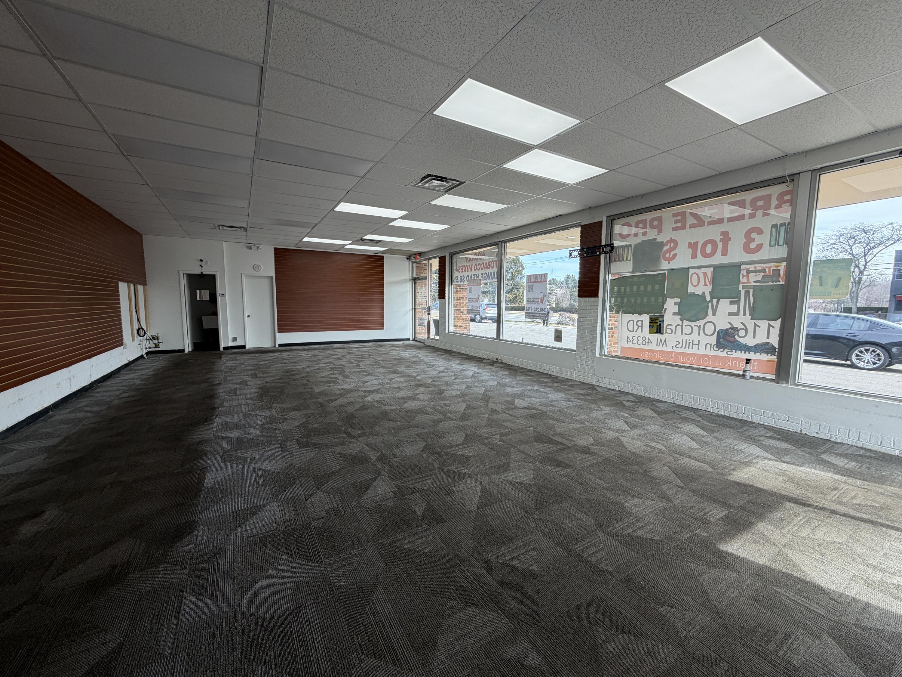 31799 Middlebelt Road Farmington Hills City MI 48334