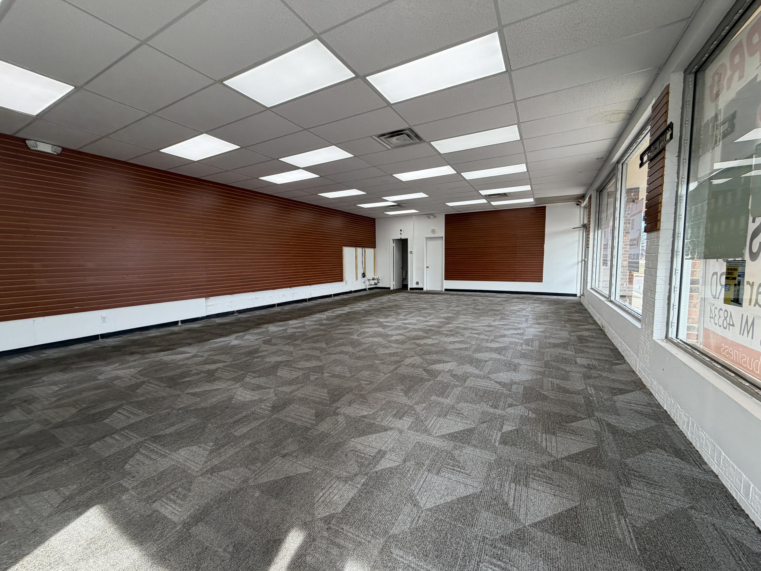 31799 Middlebelt Road Farmington Hills City MI 48334