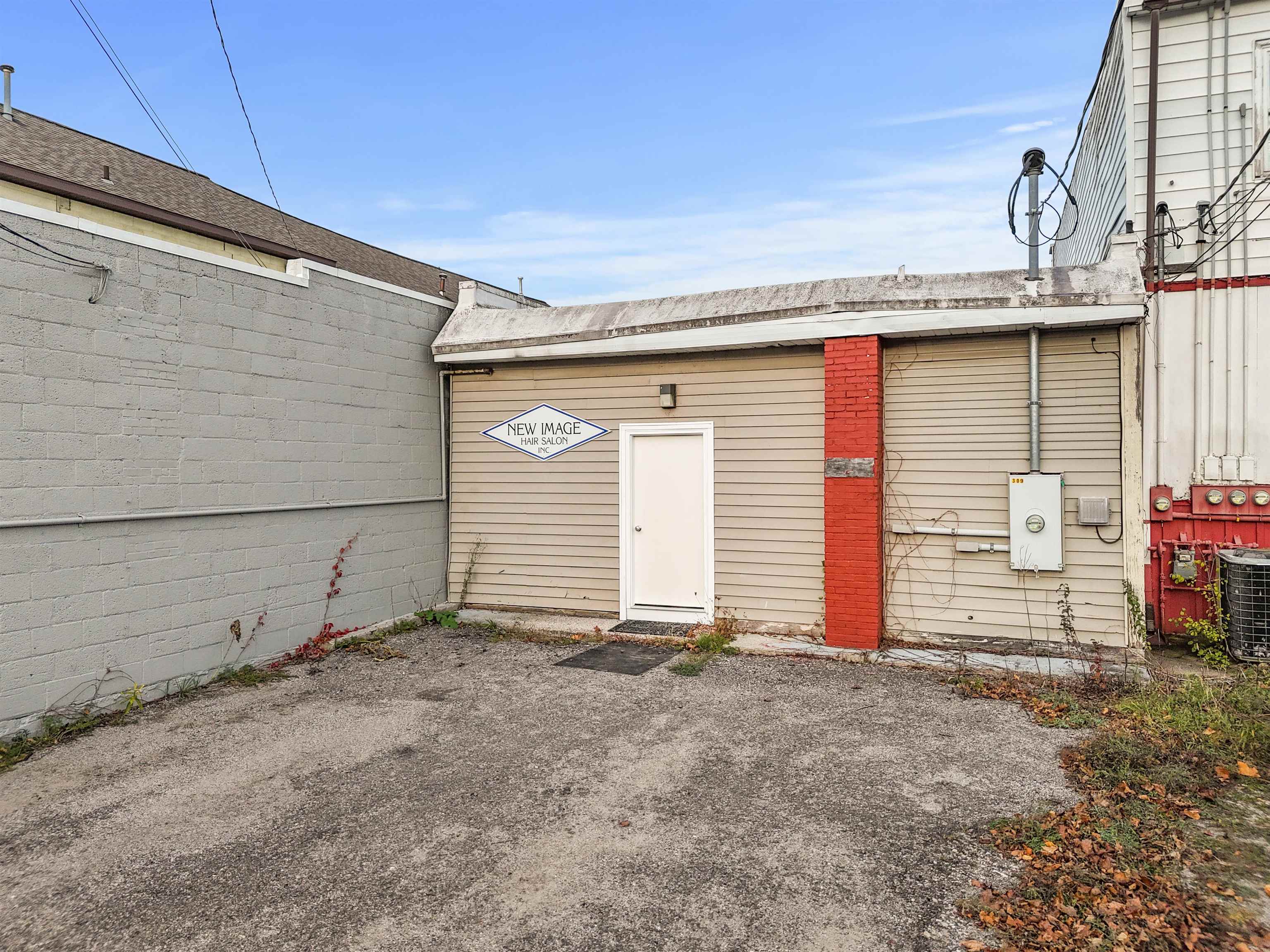 309 N Mitchell Cadillac City MI 49601