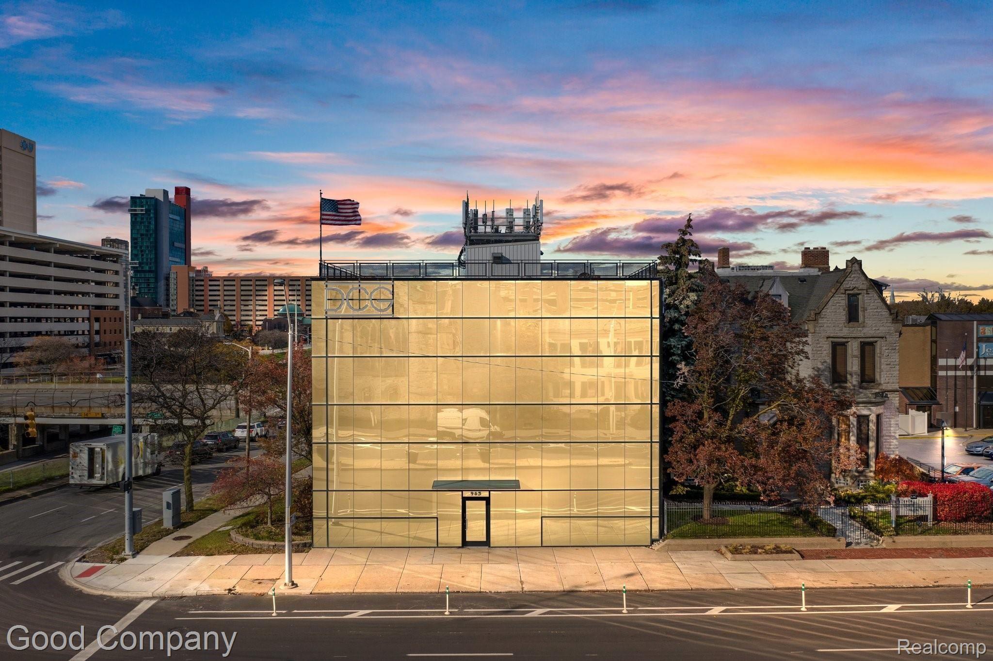 965 E Jefferson Avenue Detroit City MI 48207