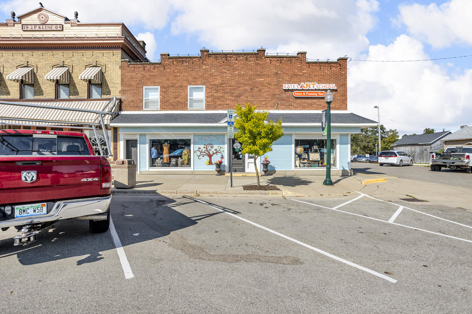132 N Main Street Brooklyn Village MI 49230