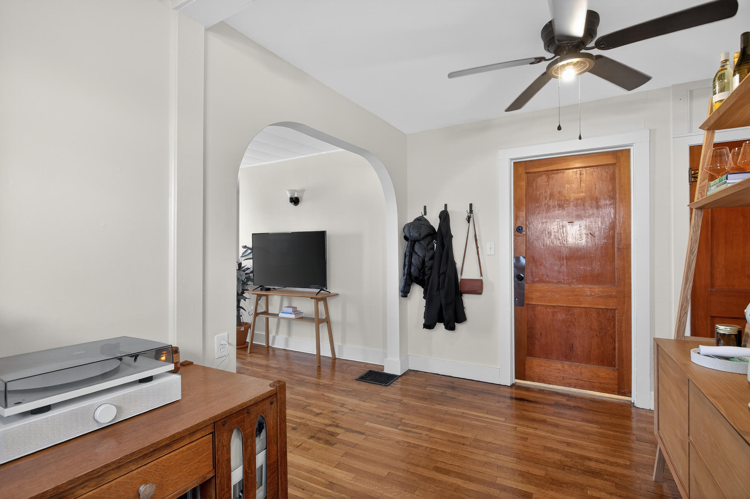 132 N Main Street Brooklyn Village MI 49230