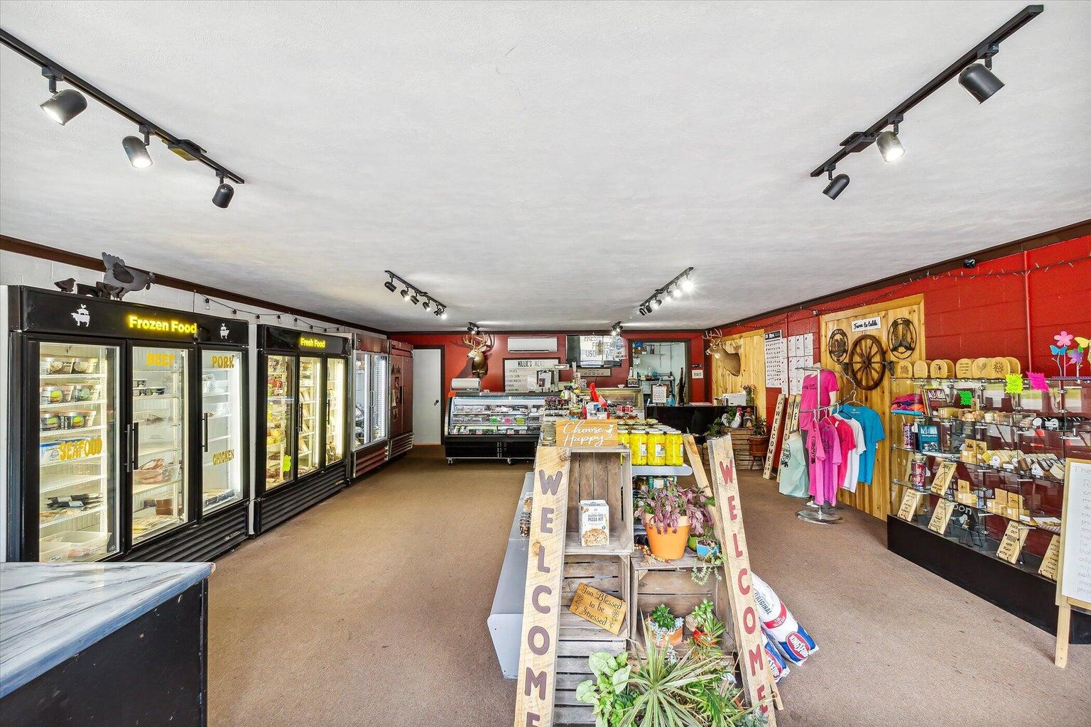 6372 E 36th Street Big Prairie Township MI 49349