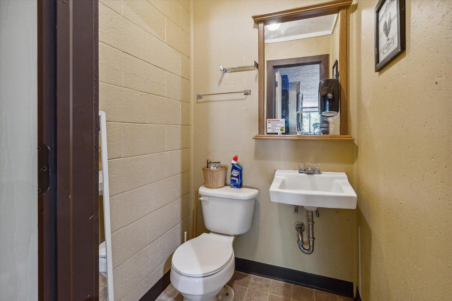 6372 E 36th Street Big Prairie Township MI 49349