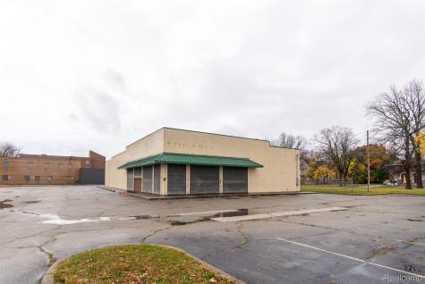 1115 E Genesee Avenue Saginaw City MI 48607