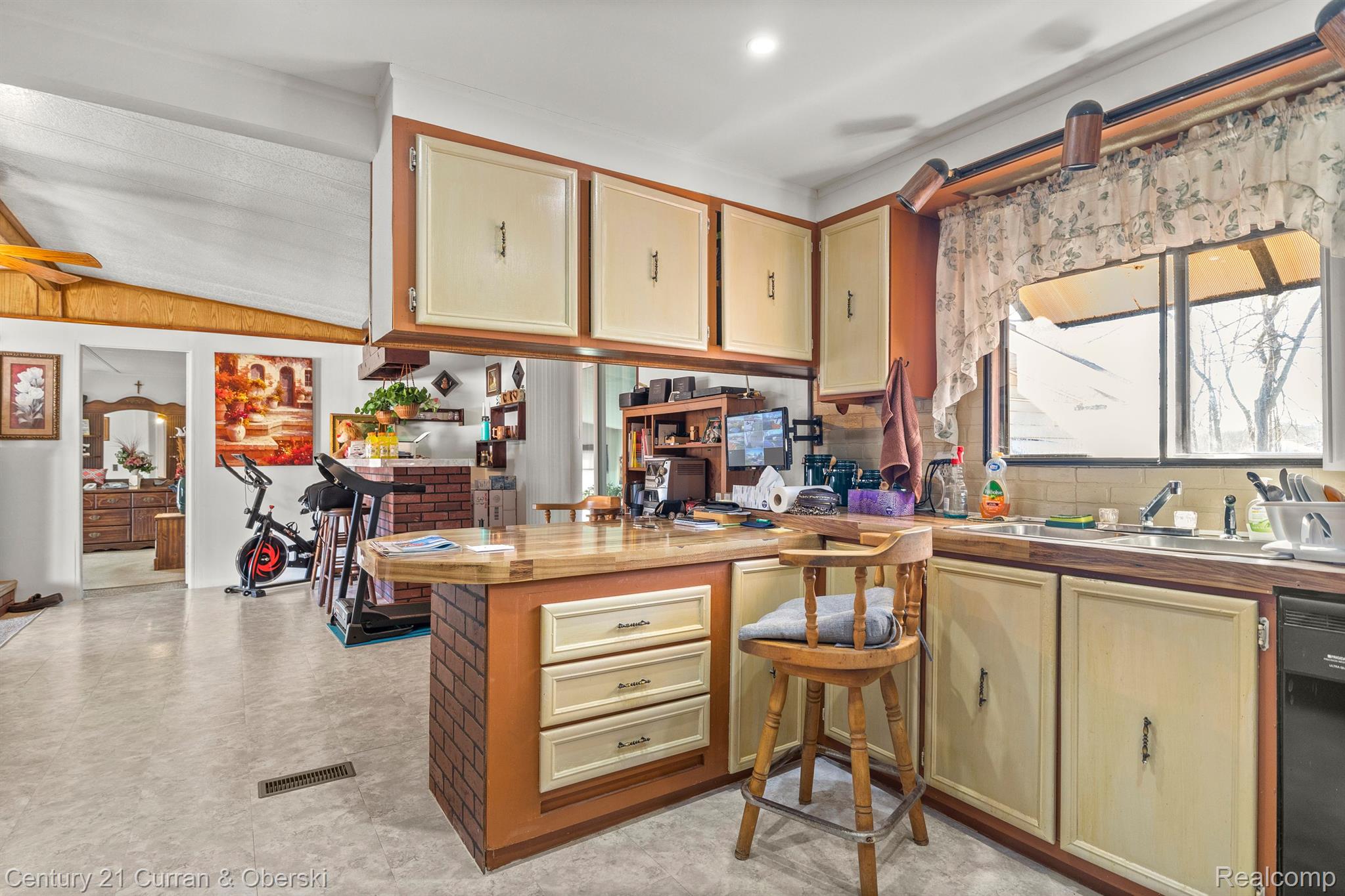 11920 Telegraph Road Ash Township MI 48117