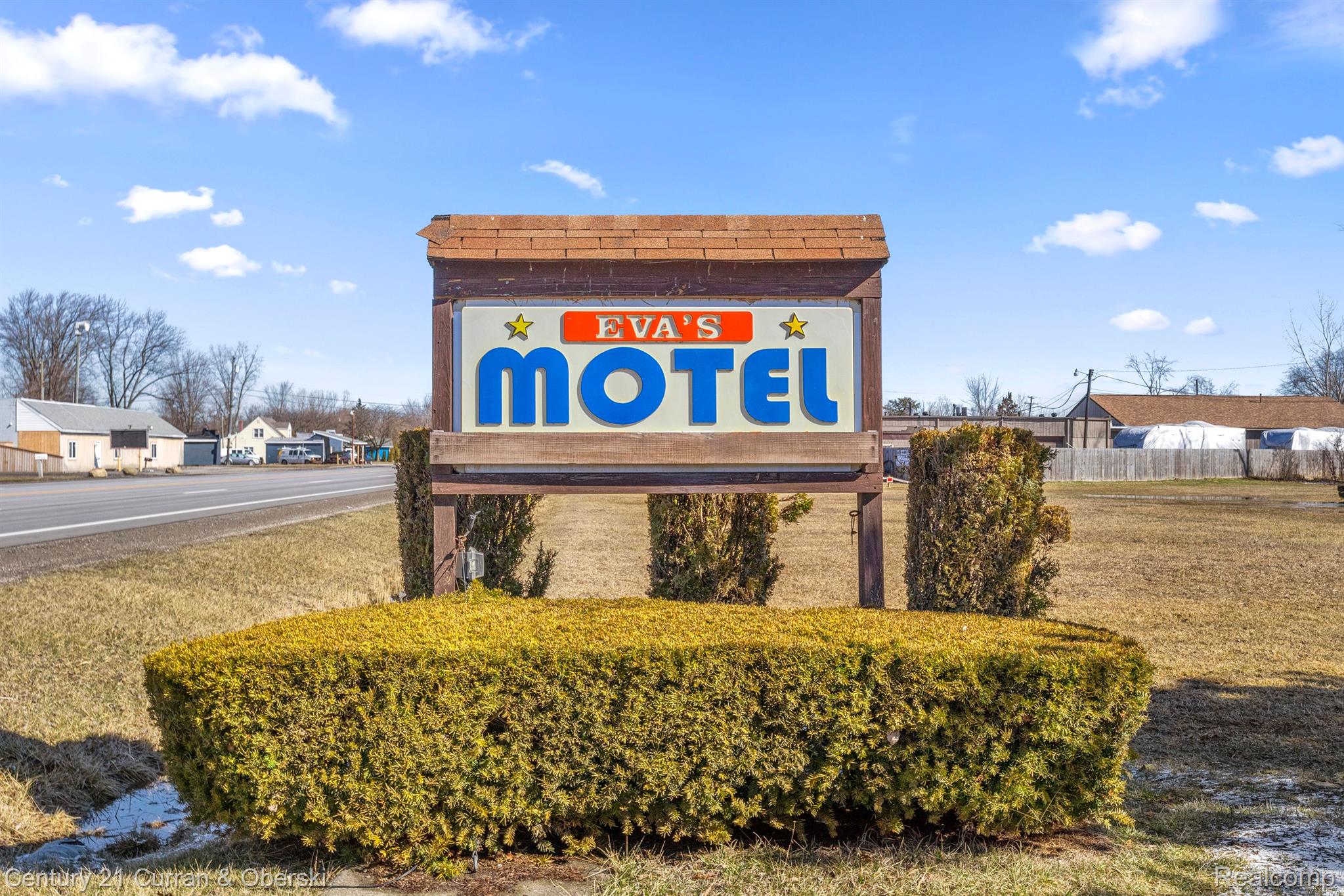 11920 Telegraph Road Ash Township MI 48117