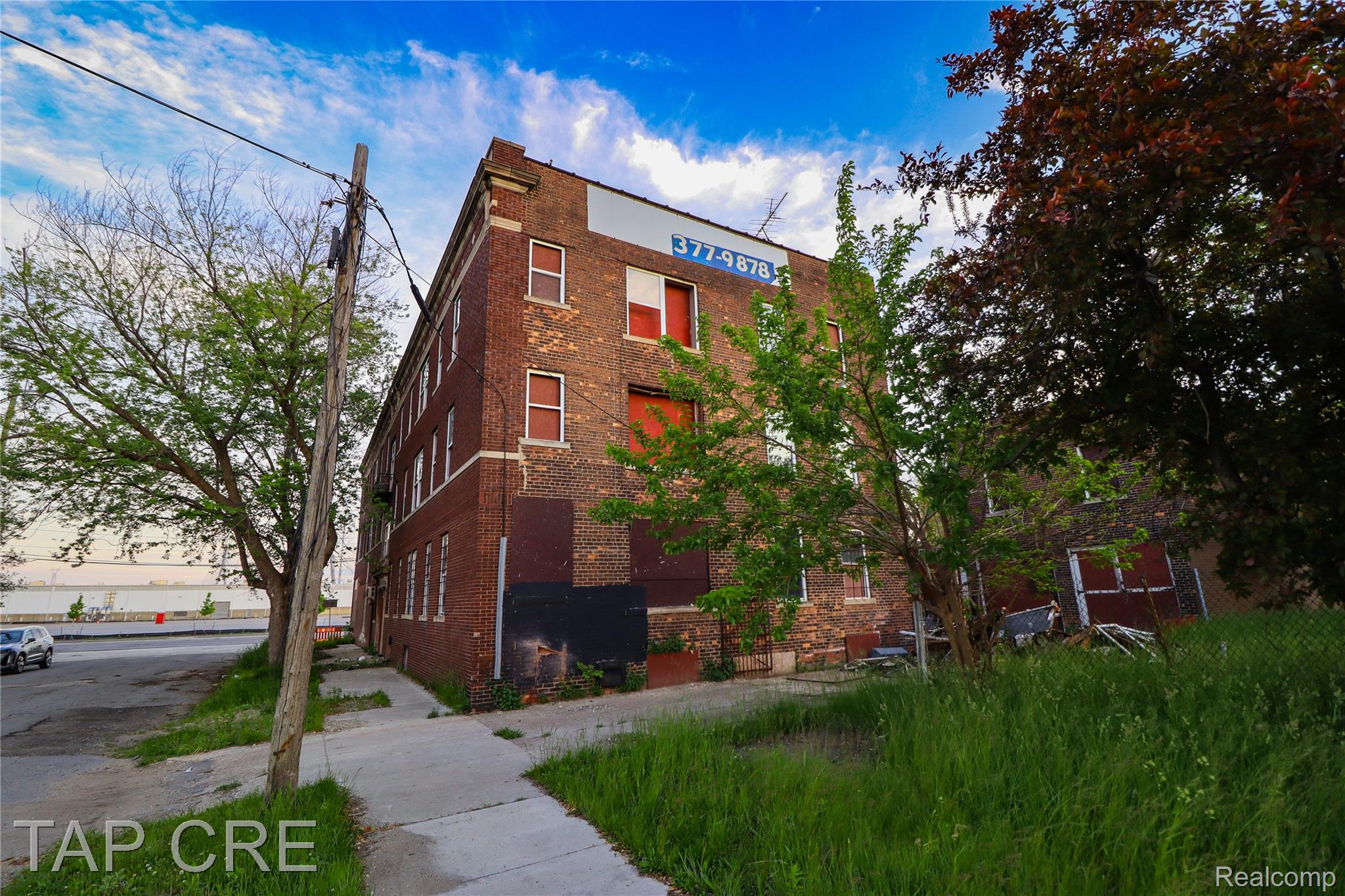 7000 W Fort Street Detroit City MI 48209