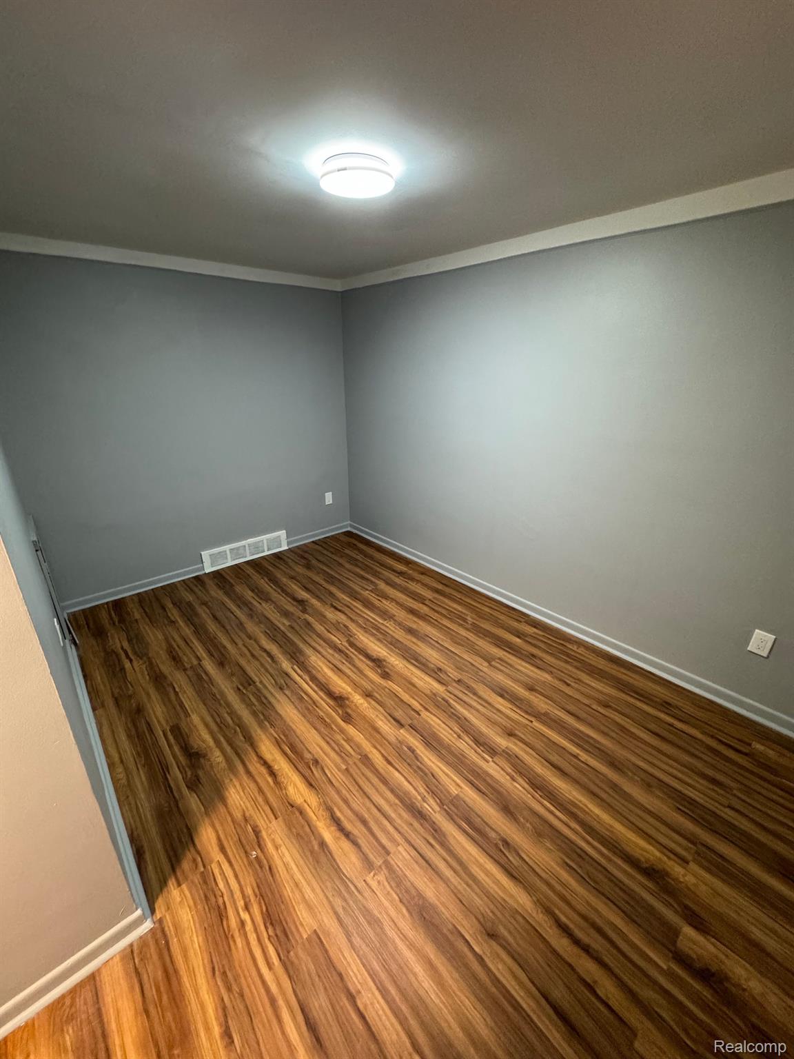 3170 Fort Street Lincoln Park City MI 48146