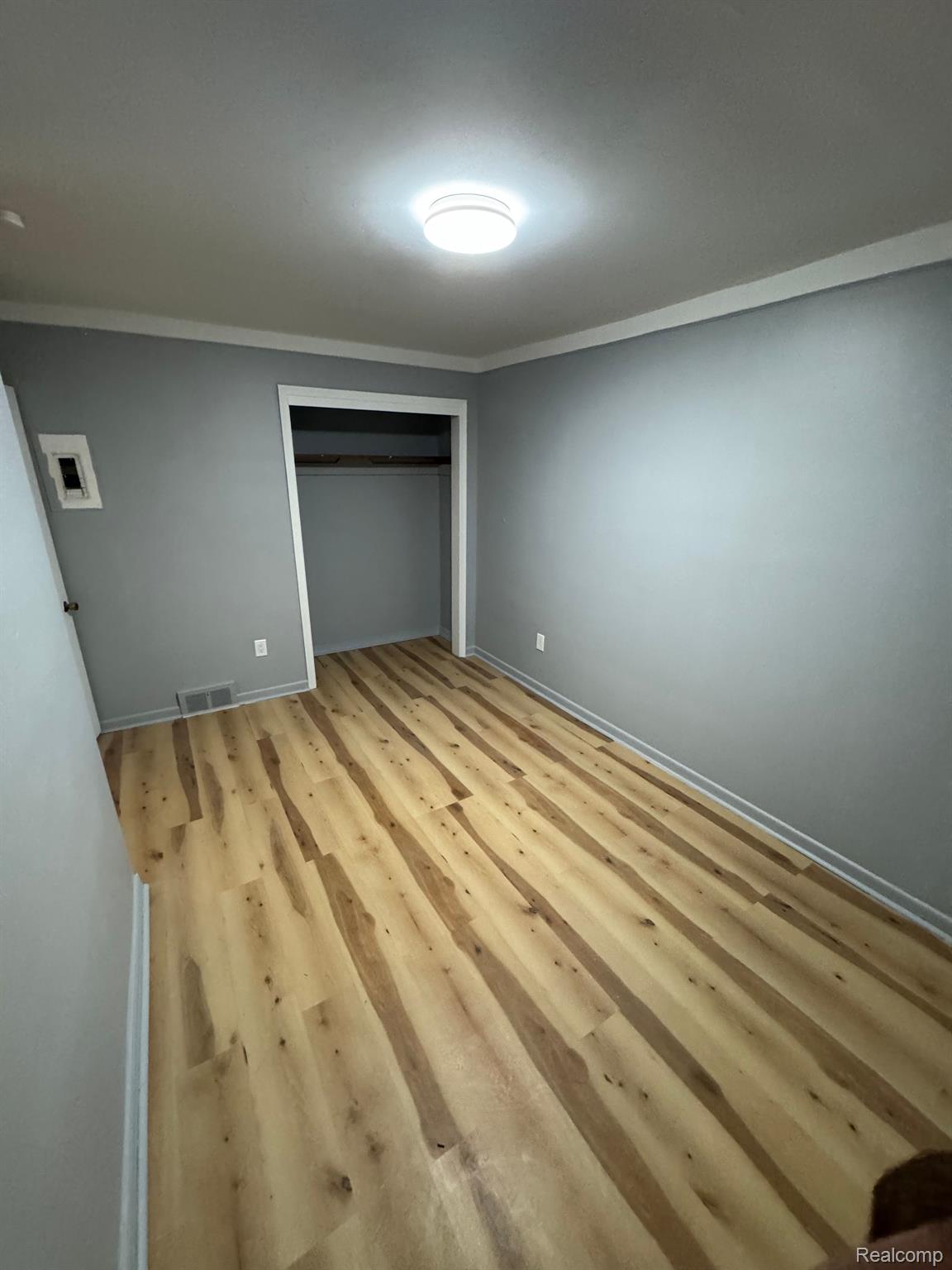 3170 Fort Street Lincoln Park City MI 48146