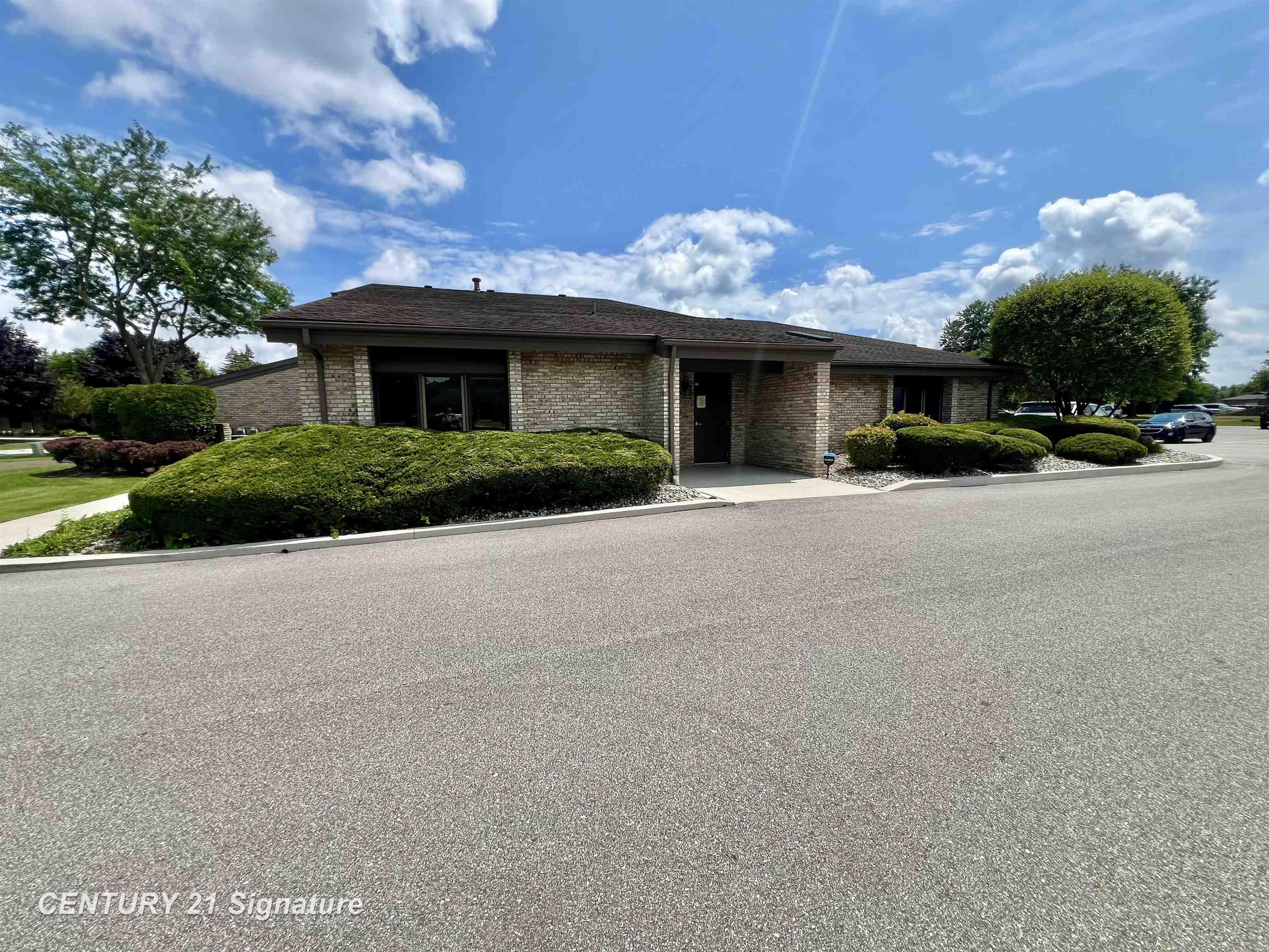 5605 N Colony Drive Saginaw Charter Township MI 48638