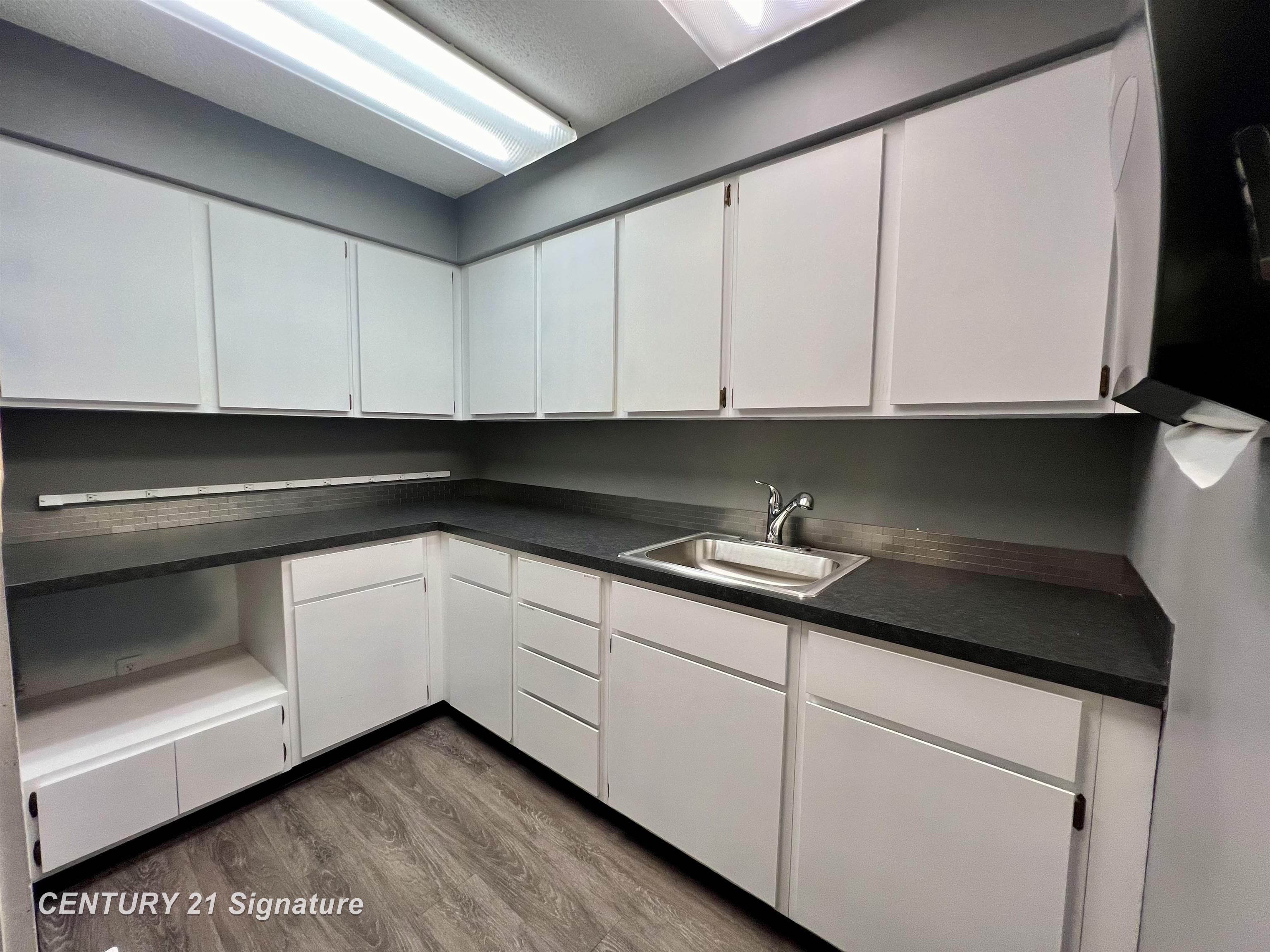 5605 N Colony Drive Saginaw Charter Township MI 48638