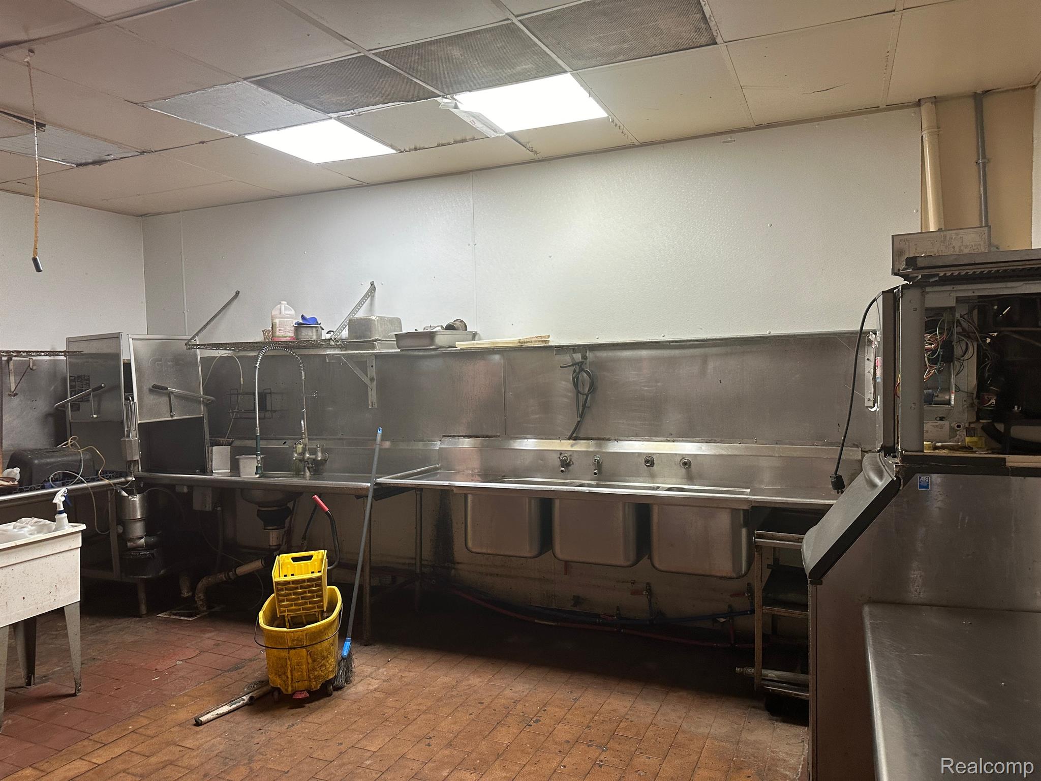 4018 Corunna Road Flint City MI 48532
