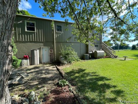 11424 W Corunna Road Clayton Charter Township MI 48449