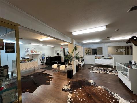 5447 N M 33 Rose City City MI 48654