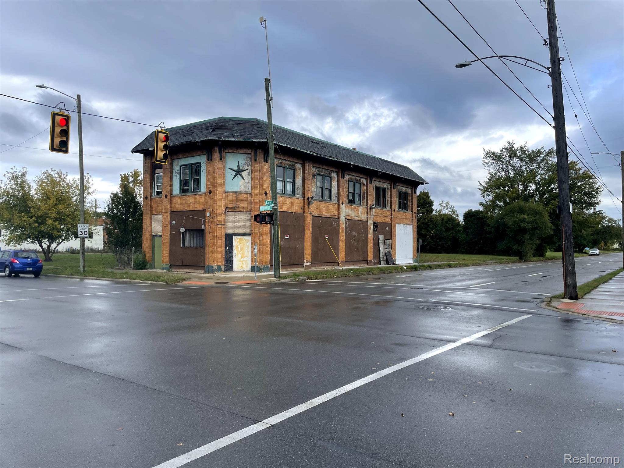 5000 Mcdougall Street Detroit City MI 48211