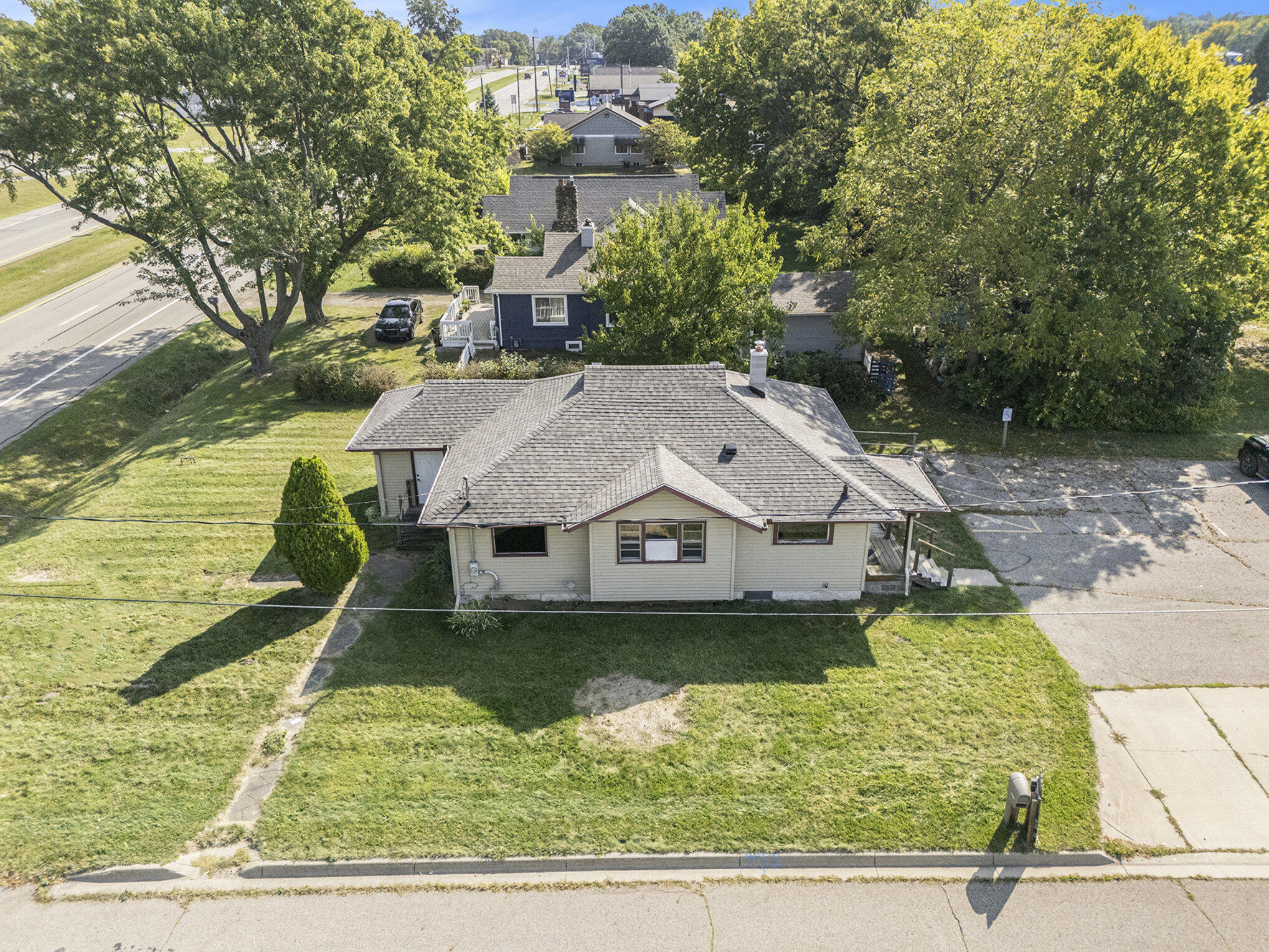 2963 W Dickman Road Springfield City MI 49037