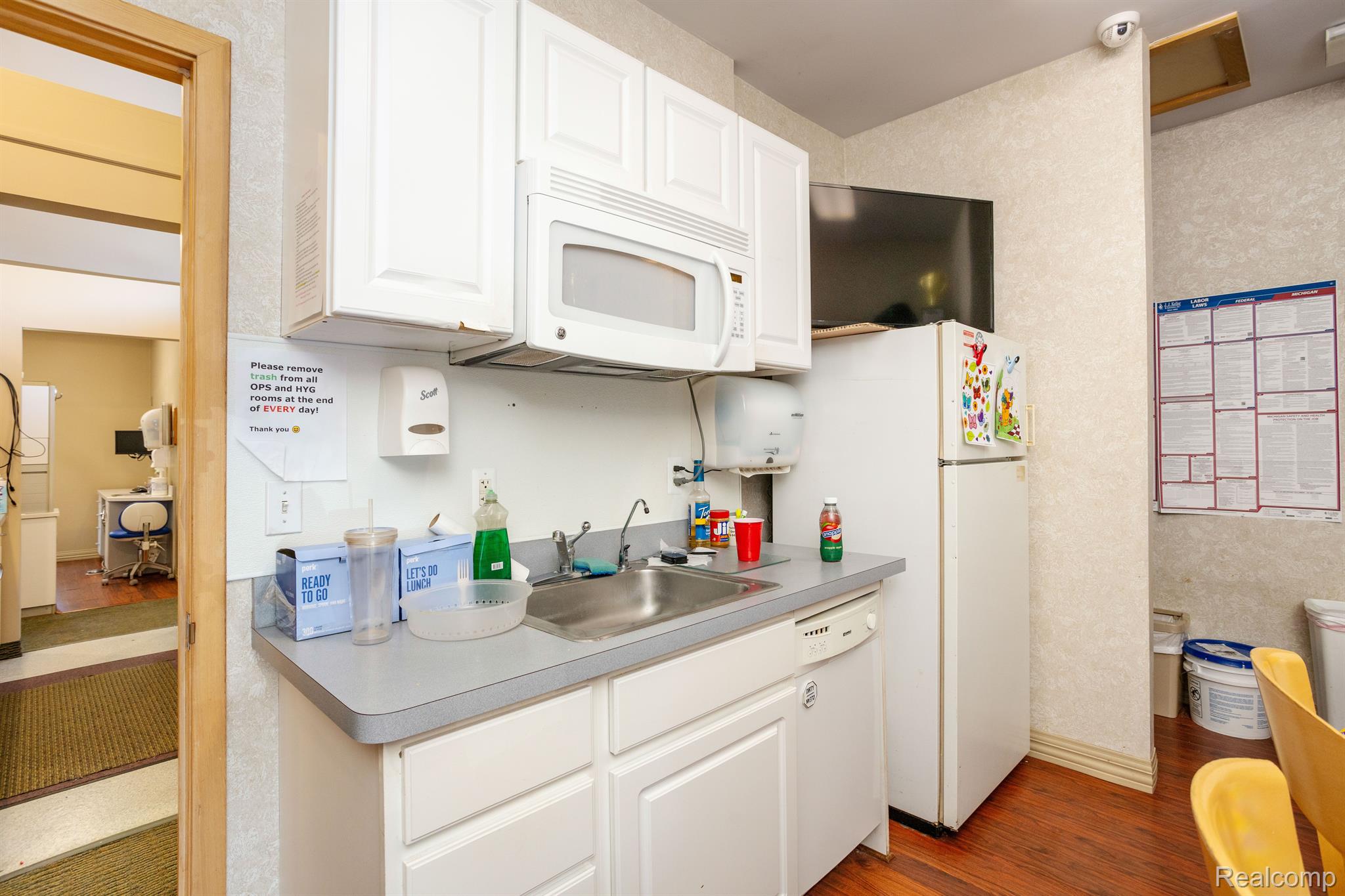 37235 Goddard Road Romulus City MI 48174
