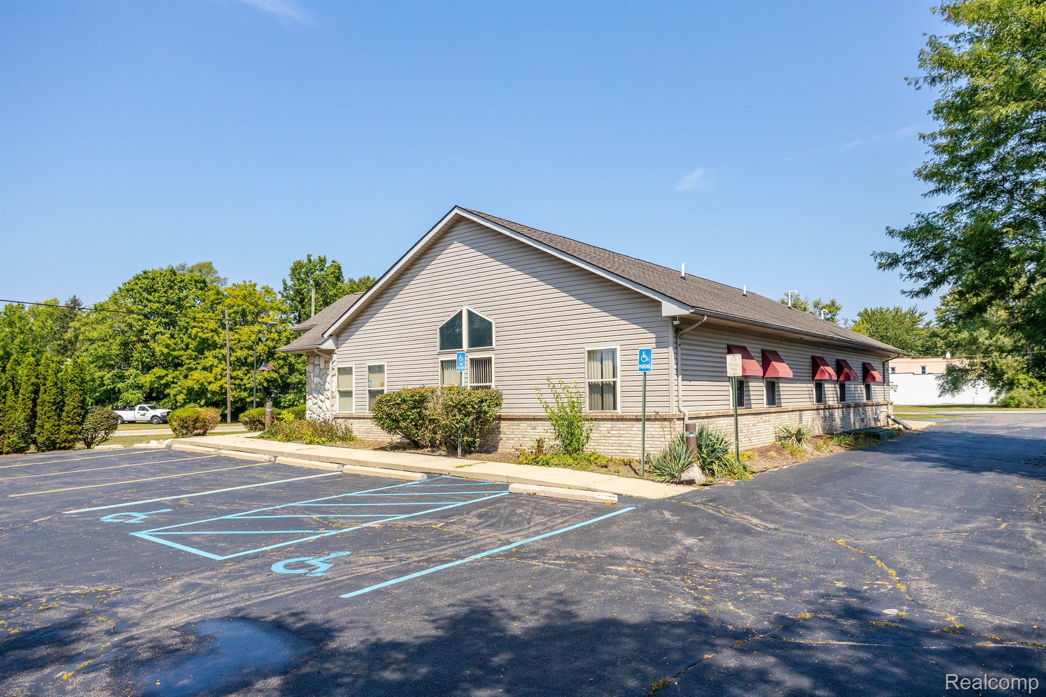 37235 Goddard Road Romulus City MI 48174
